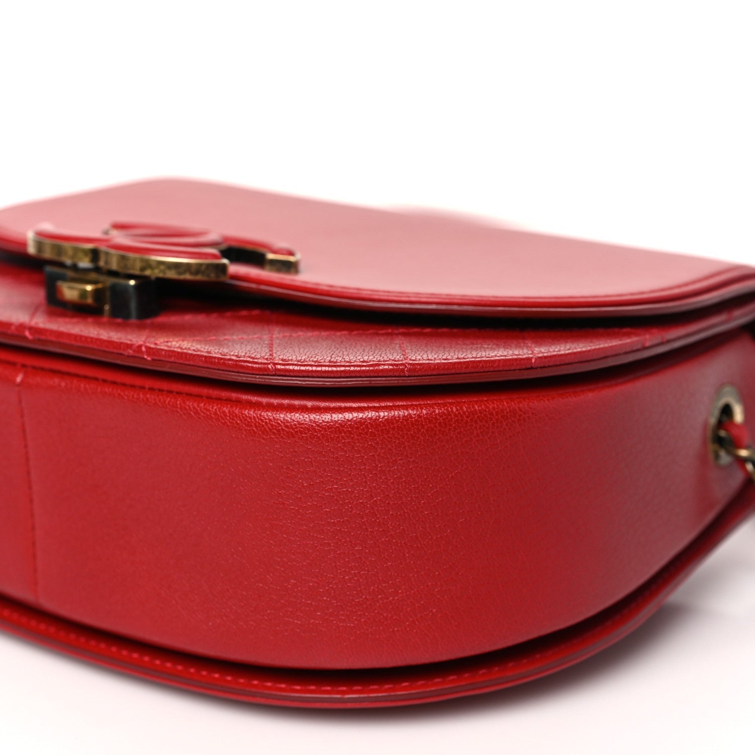 Shiny Calfskin Goatskin Quilted Small Coco Curve Messenger Flap Red