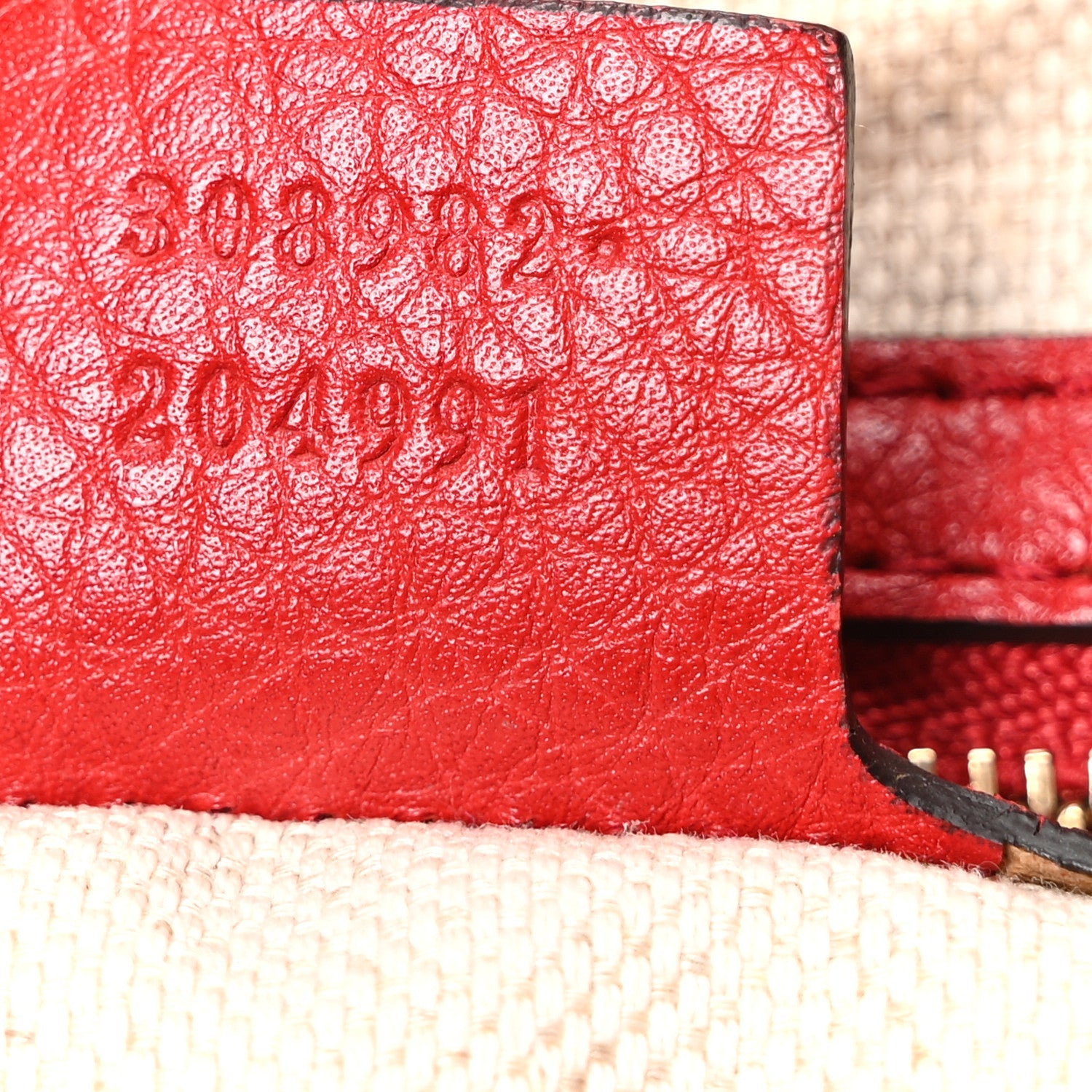 Pebbled Calfskin Medium Soho Chain Shoulder Bag Tabasco Red