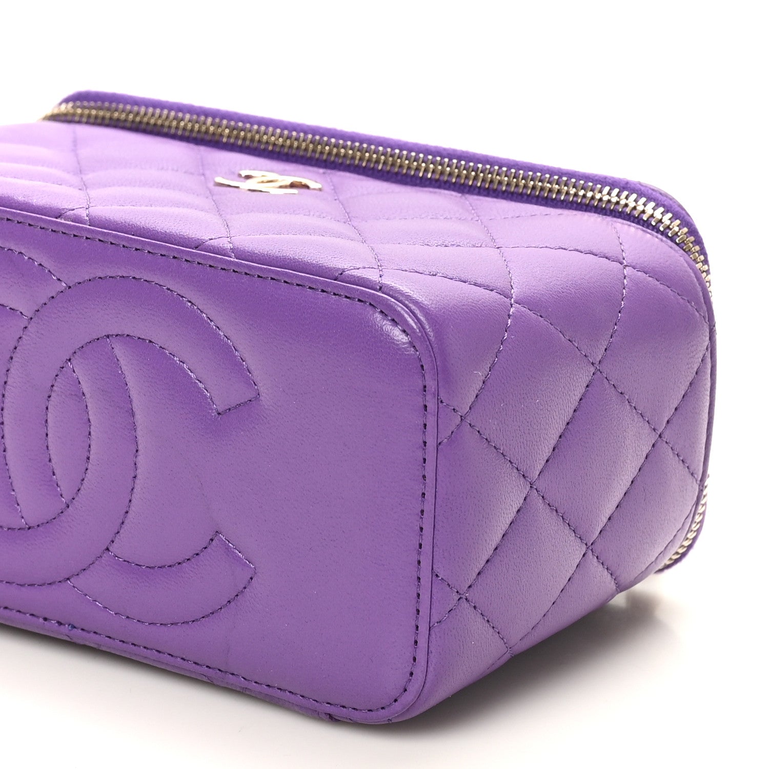 Lambskin Quilted Small Top Handle Vanity Case With Chain Purple