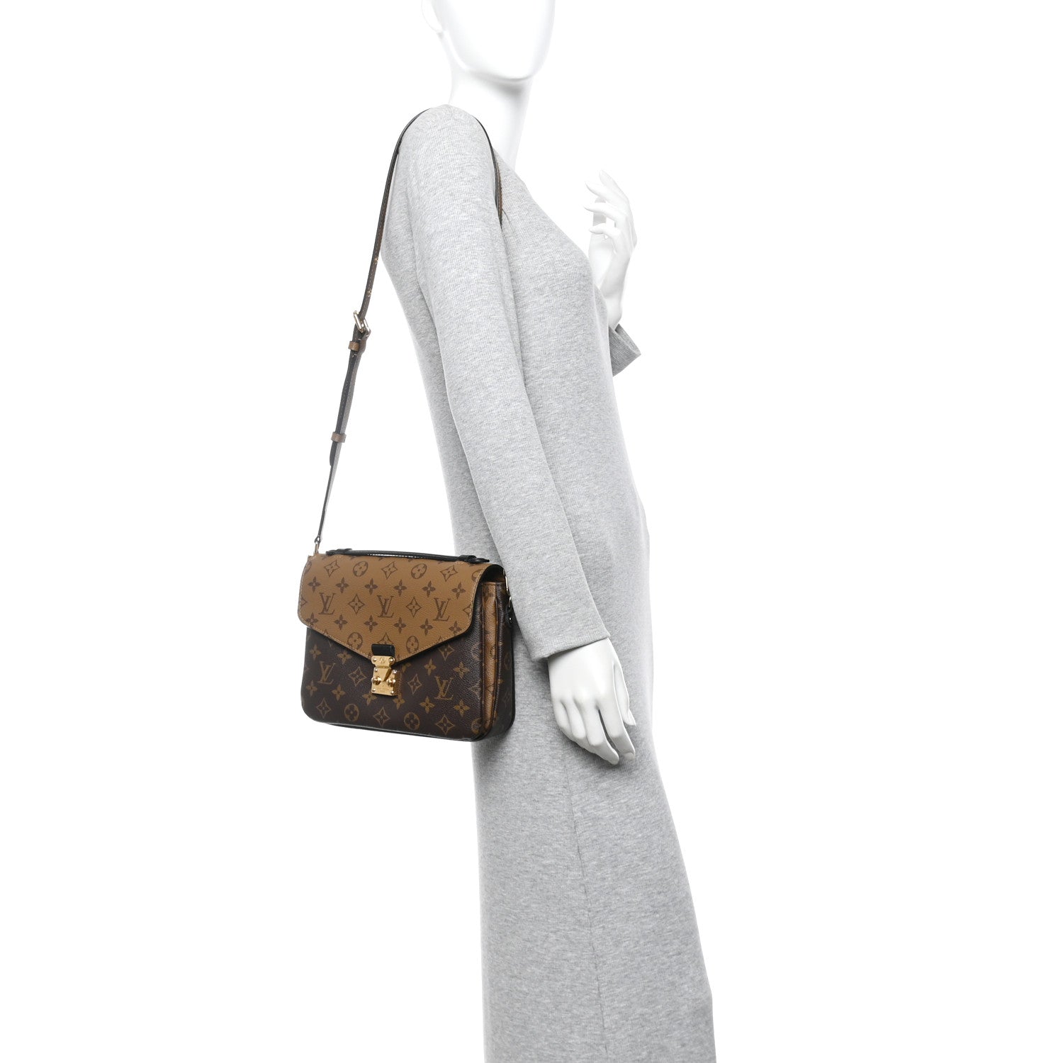 Reverse Monogram Pochette Metis