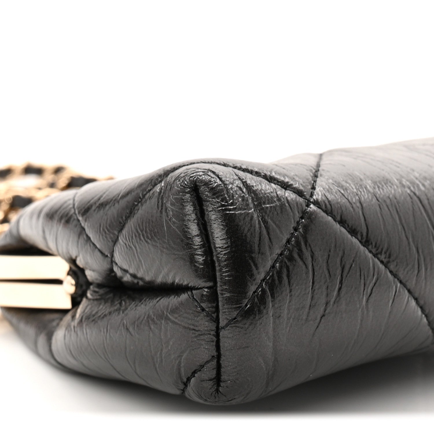 Shiny Aged Lambskin Quilted Kiss Lock Clutch With Chain Black