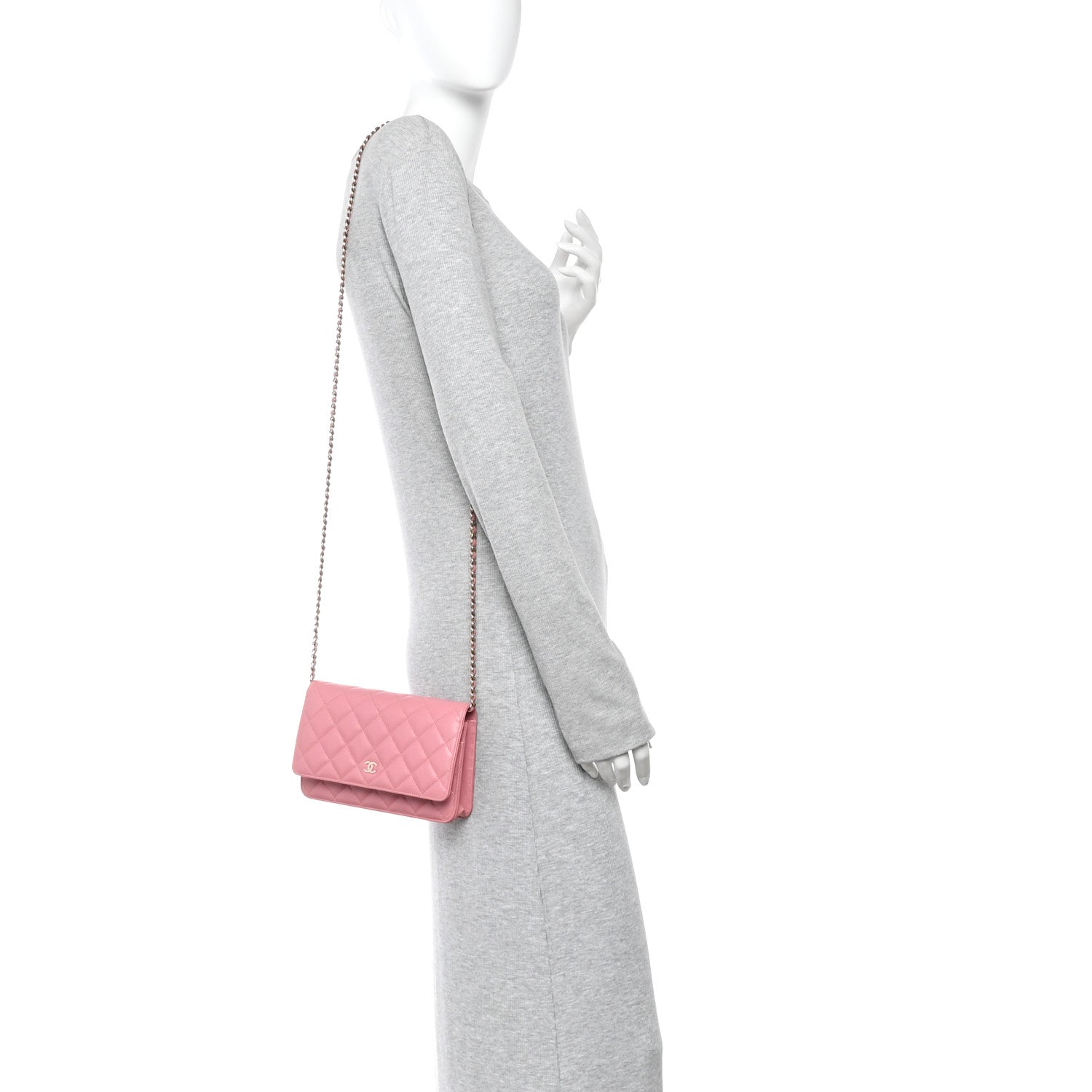 Caviar Quilted Wallet on Chain WOC Pink