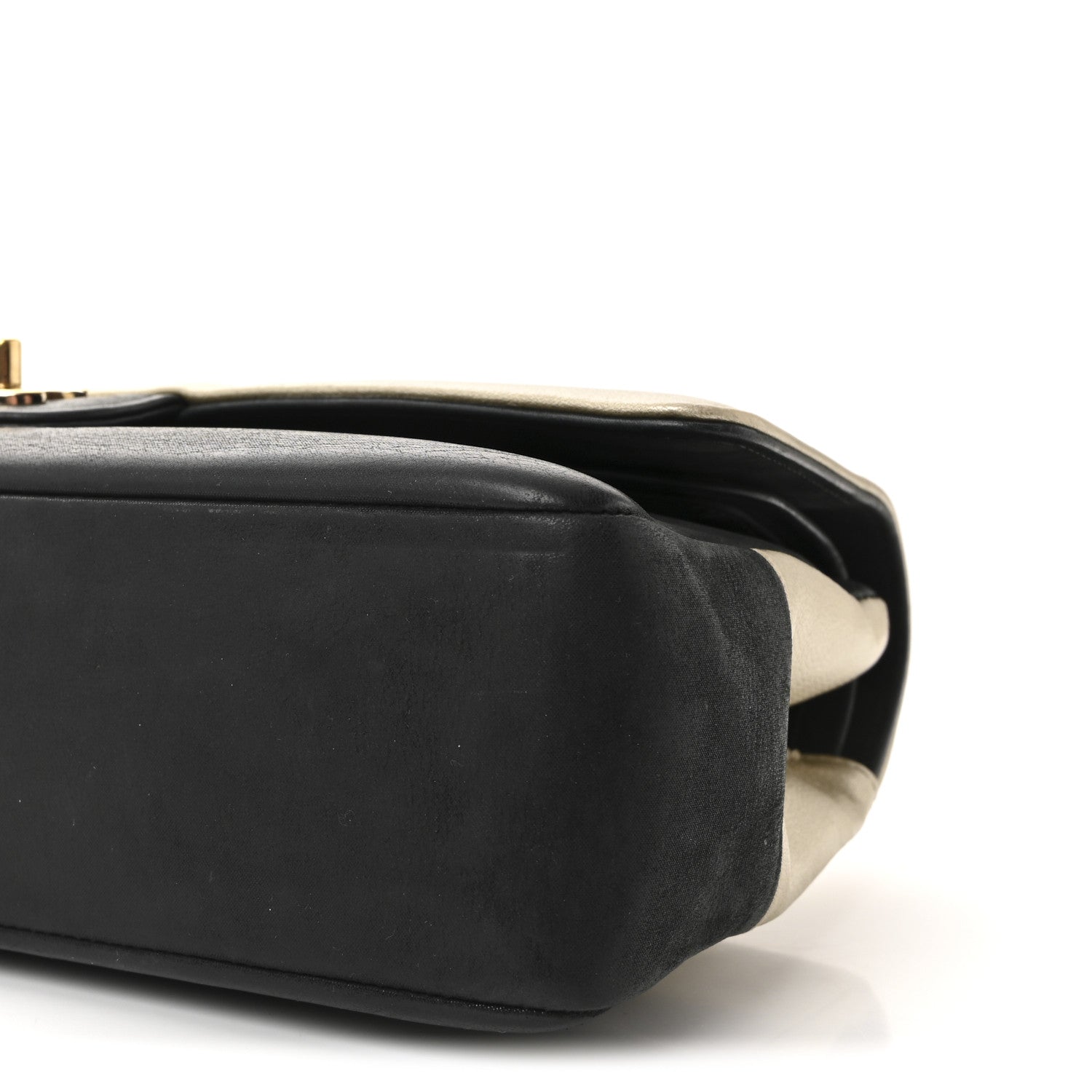 Metallic Grained Calfskin Medium Classic Pure Double Flap Gold Black