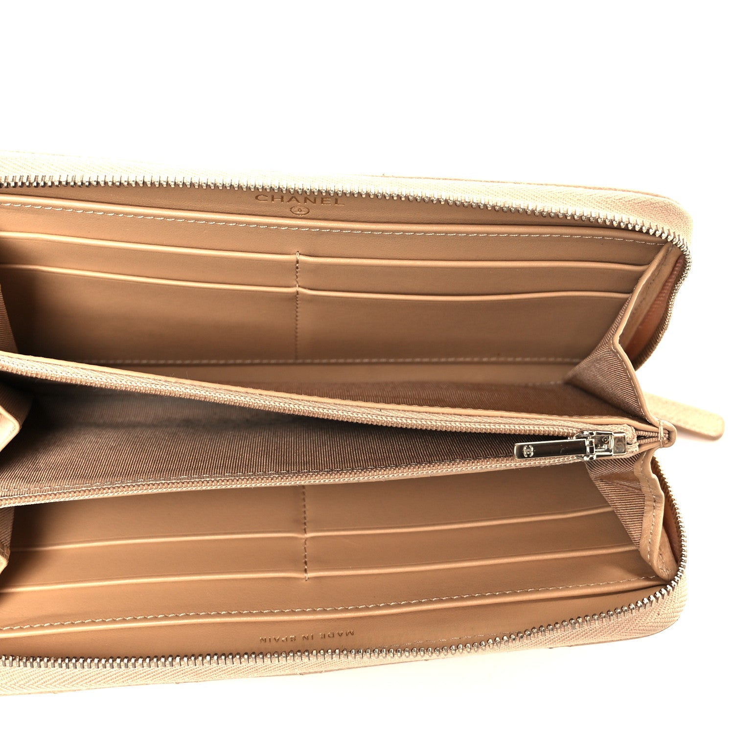 Caviar Quilted Large Gusset Zip Around Wallet Beige Clair