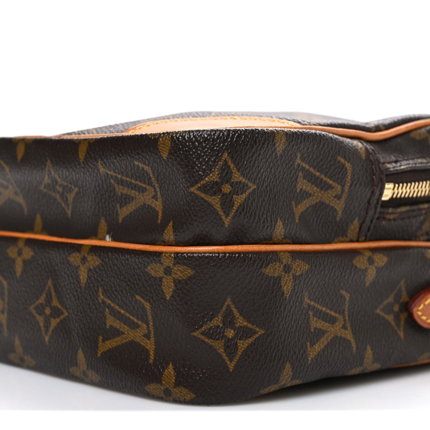 Monogram Amazone