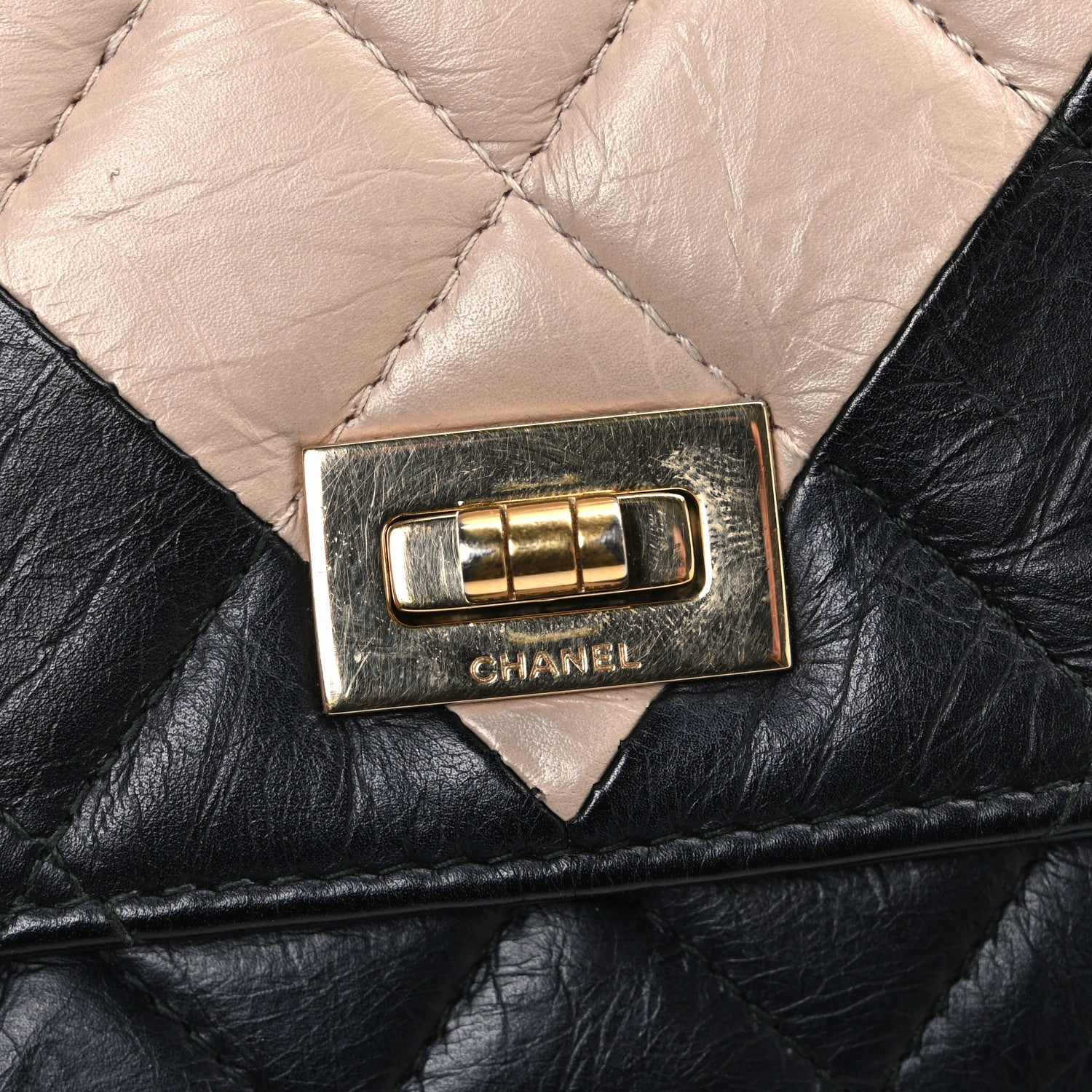 Aged Calfskin Quilted Reissue Wallet On Chain WOC Beige Black