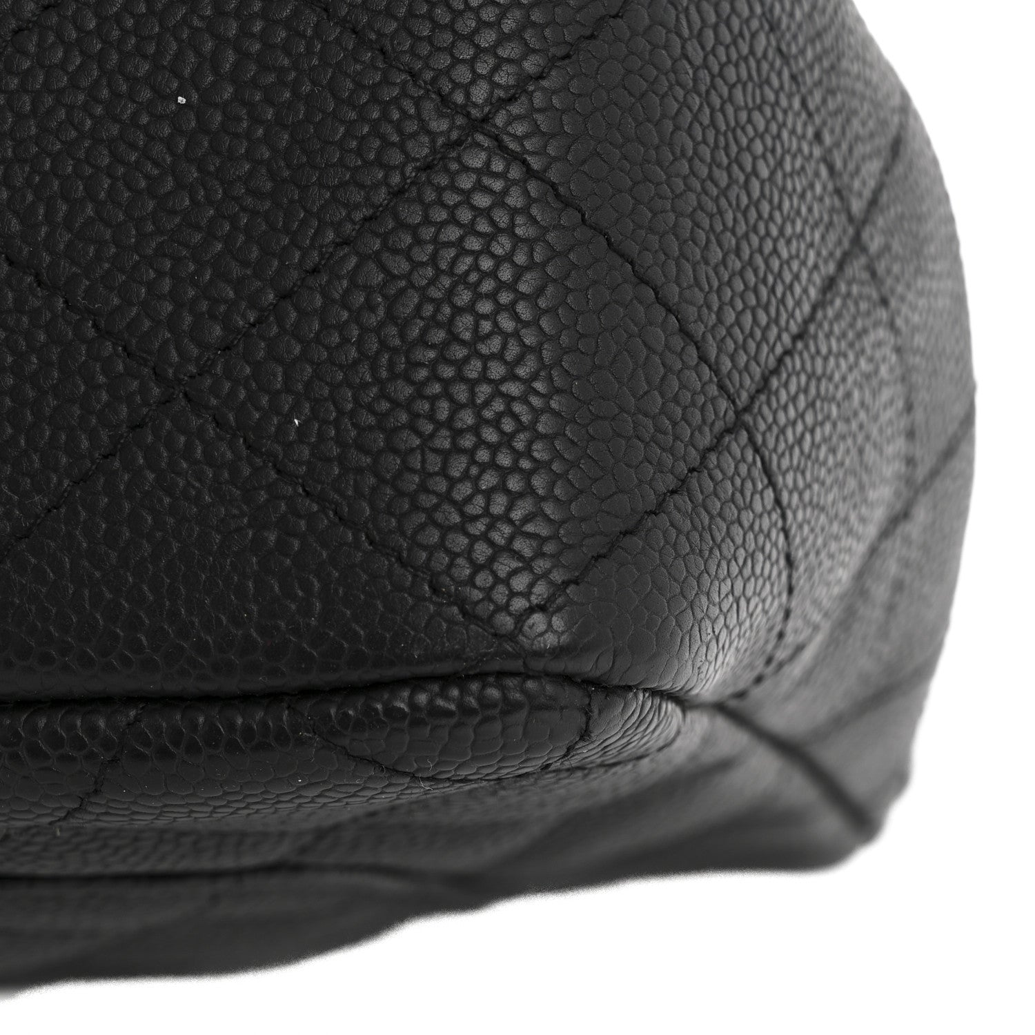 Caviar Quilted Jumbo Single Flap Black