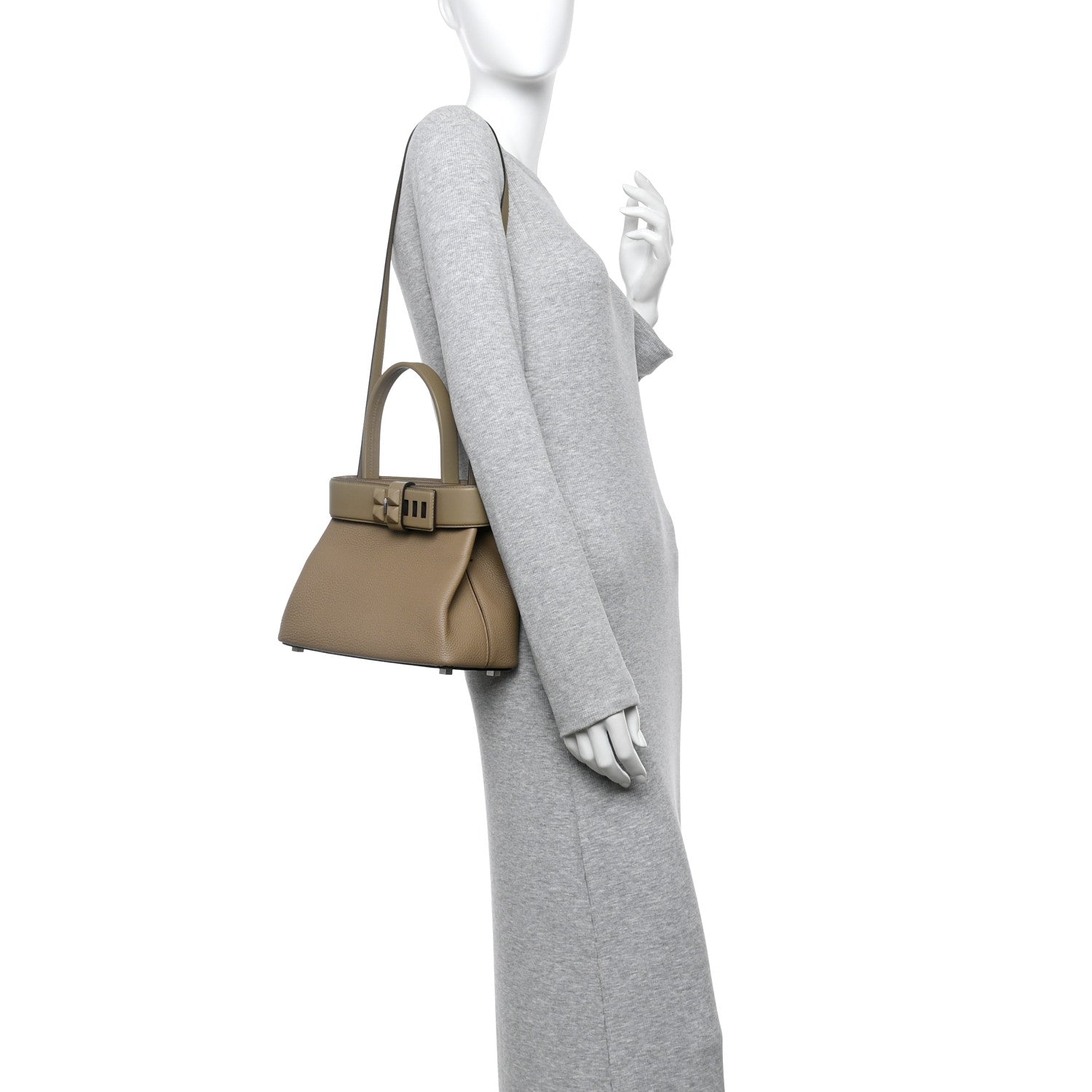 Togo Swift Medor Bag Beige Marfa