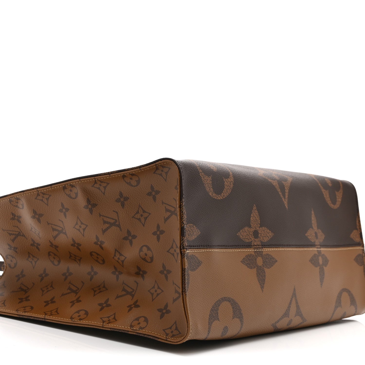 Reverse Monogram Giant Onthego GM