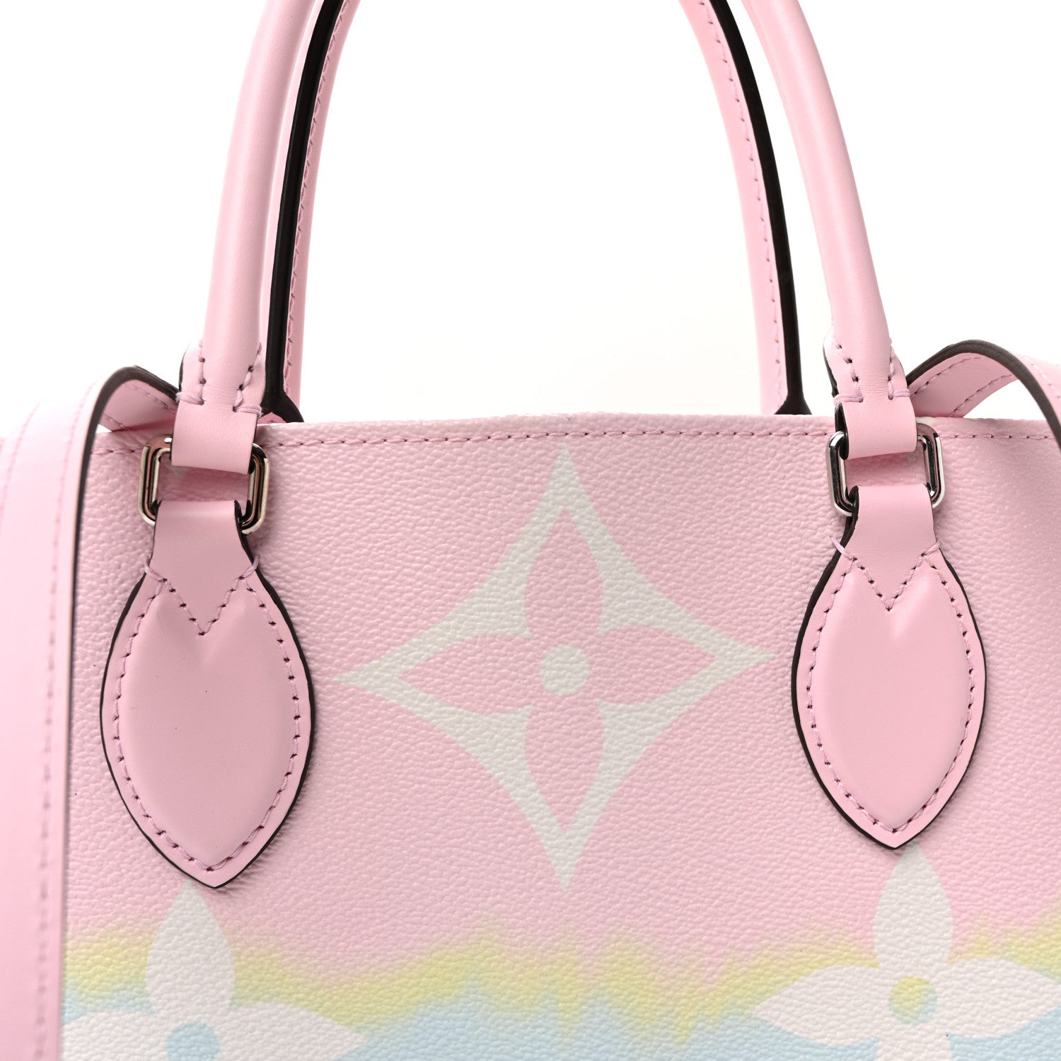 Monogram Escale Onthego GM Pastel