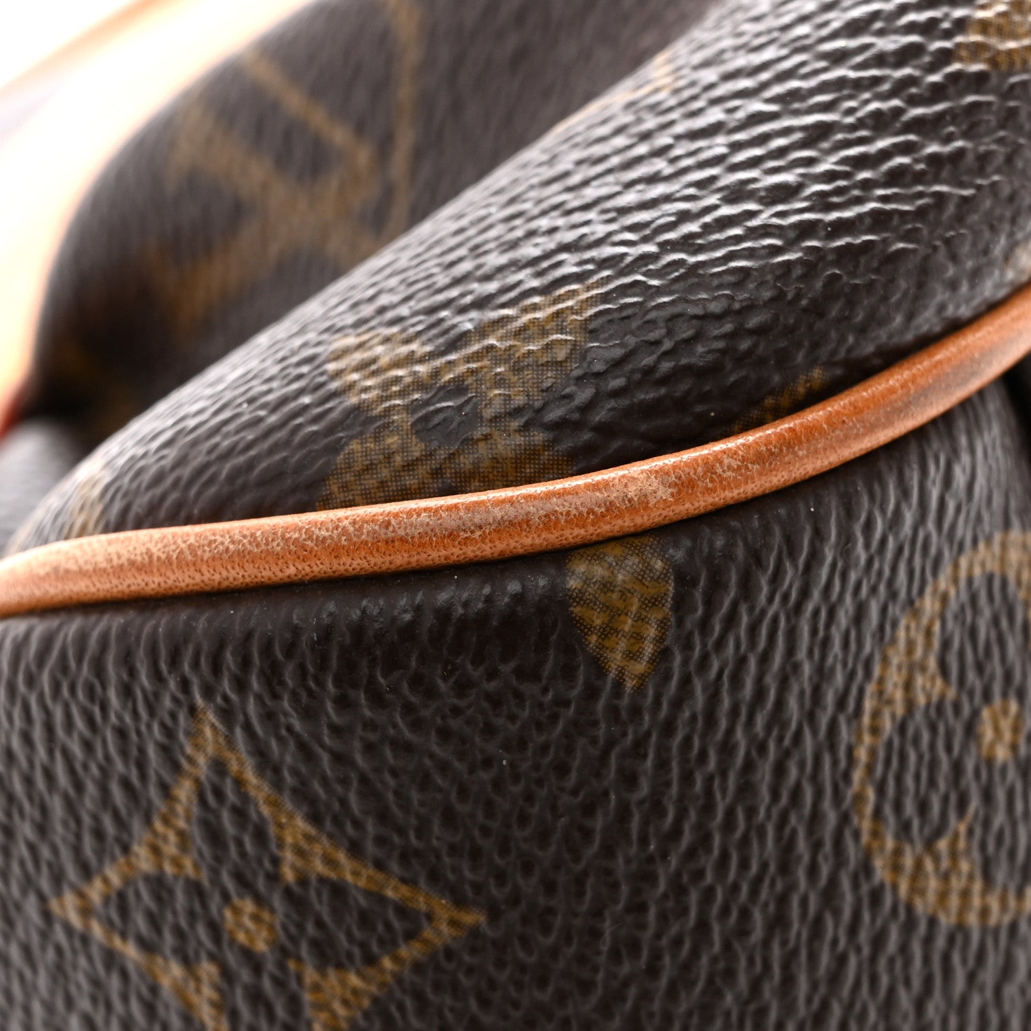 Monogram Klara