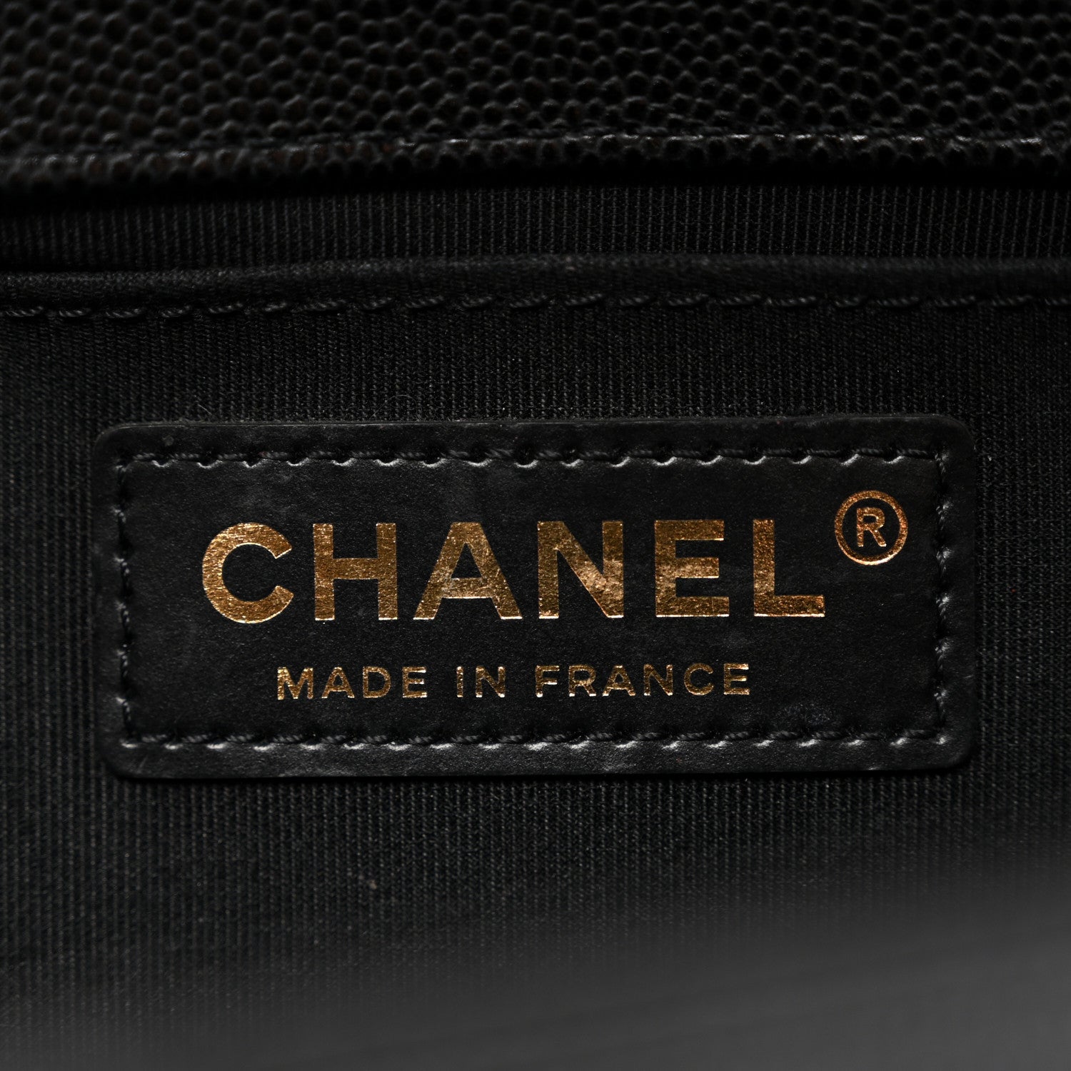 Caviar Quilted Medium Boy Flap Black