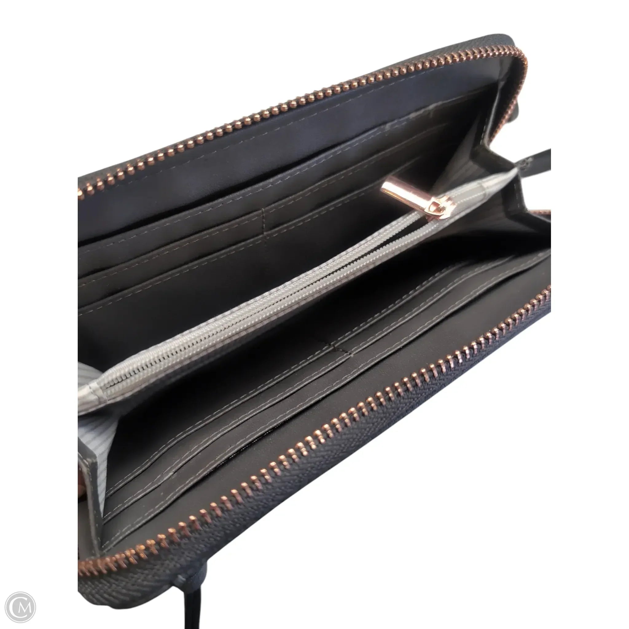 Wallet By Clothes Mentor, Size: Large
