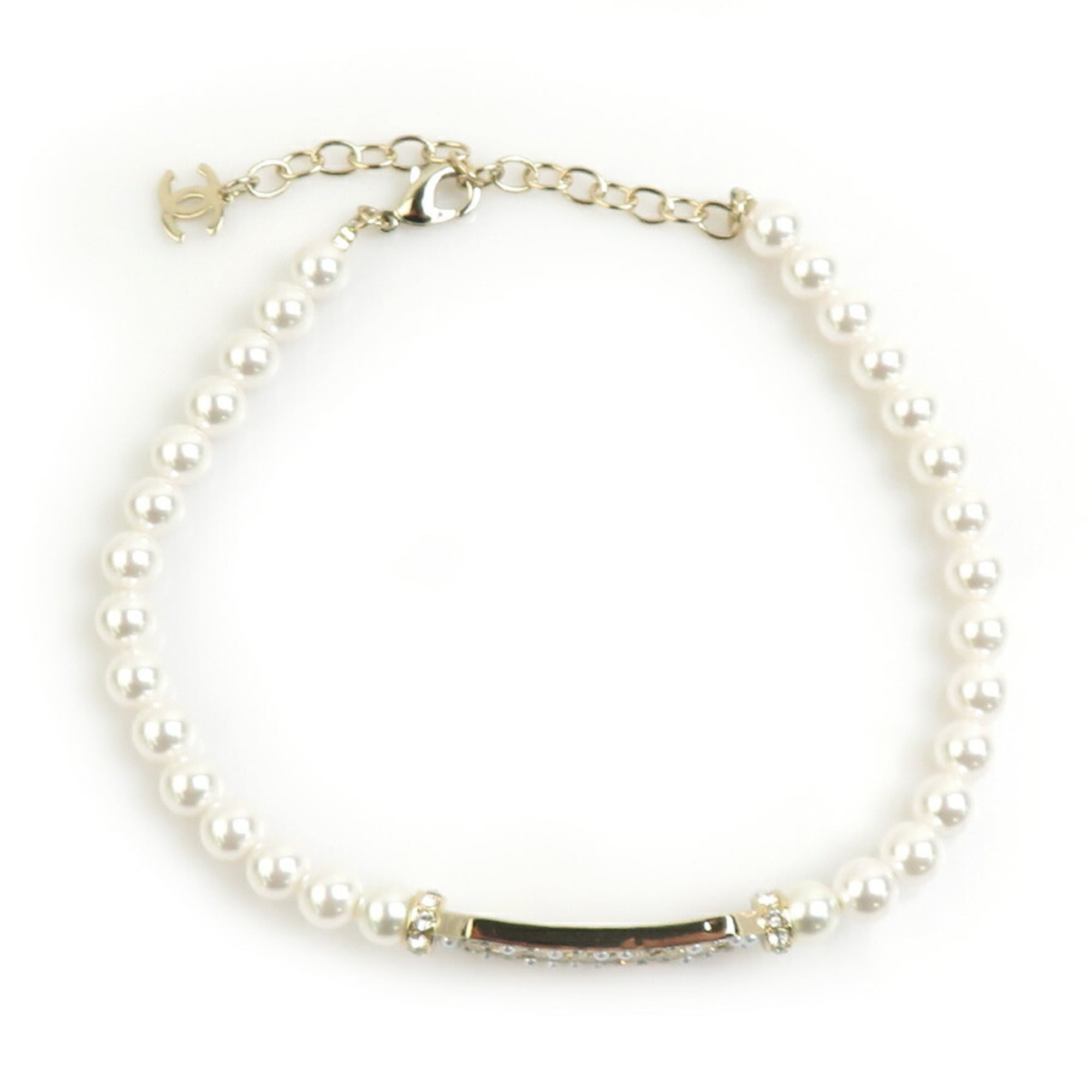 Necklace Metal and Faux Pearl Gold and White