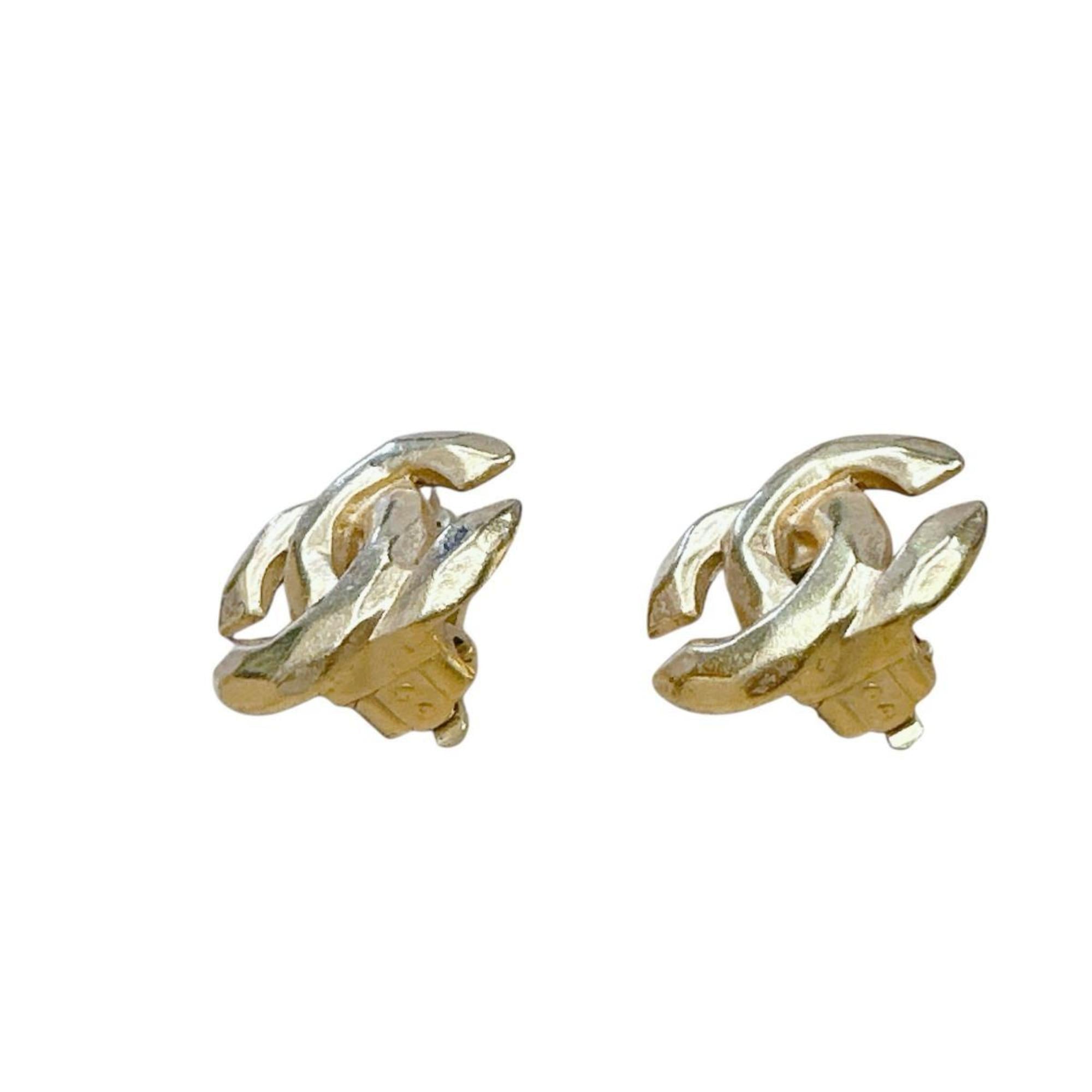 CC Logo Clip-On Earrings Gold-Tone Metal Gold-Tone Metal
