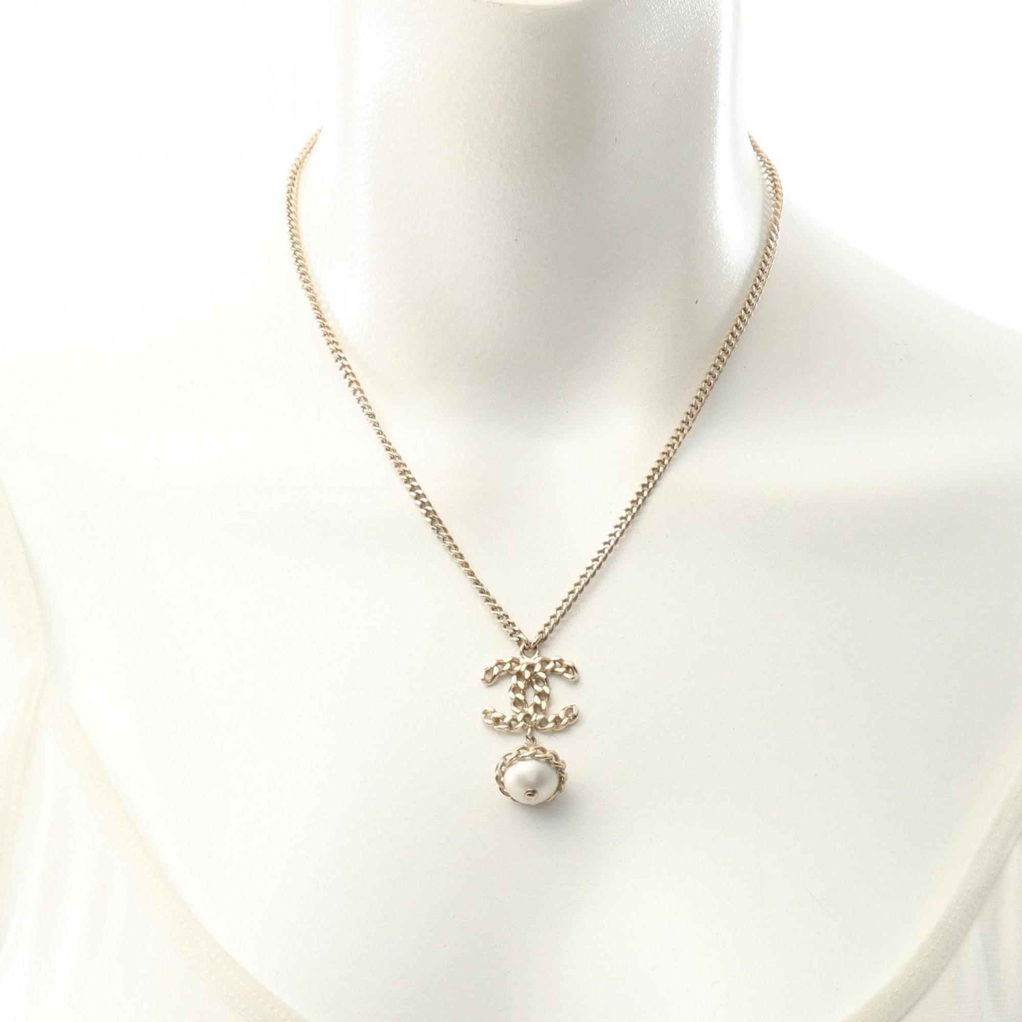 CC Logo Pendant Necklace Metal
