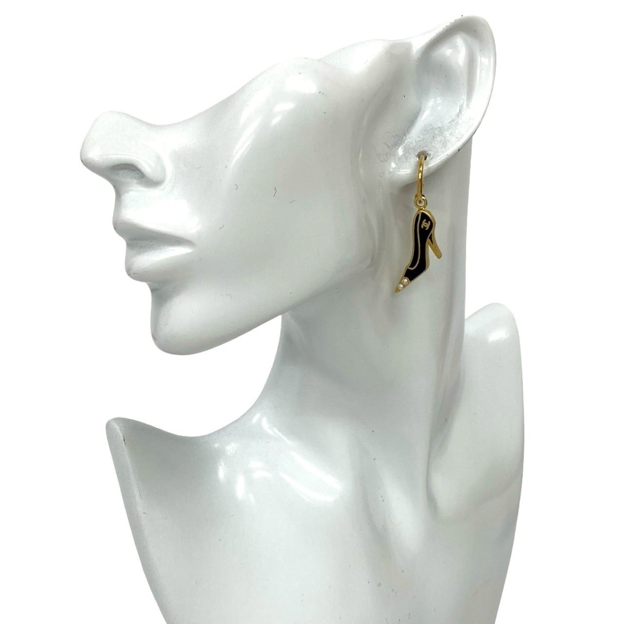 CC Logo Earrings Metal Gold-Tone Metal