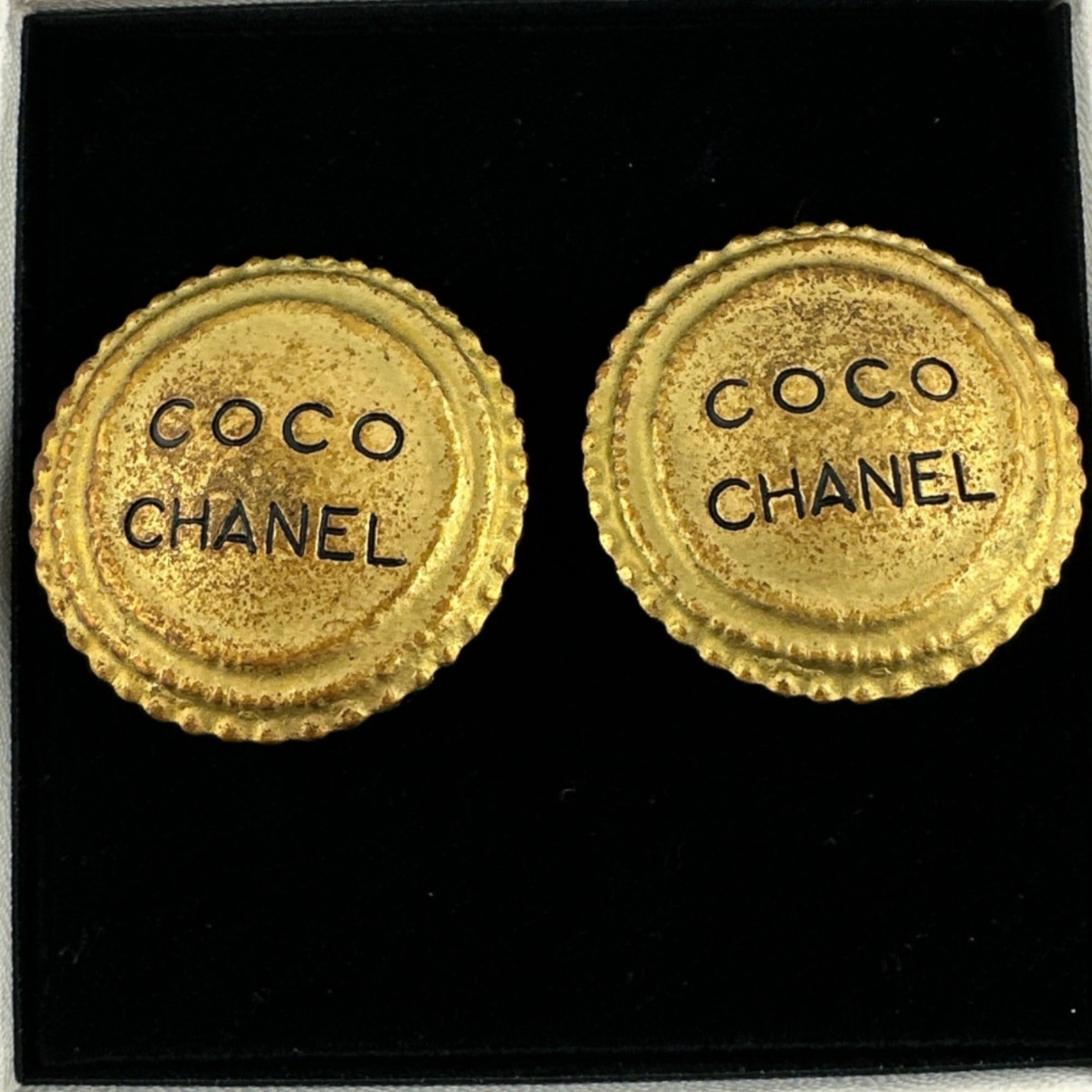 Vintage Earrings Gold-Tone Metal