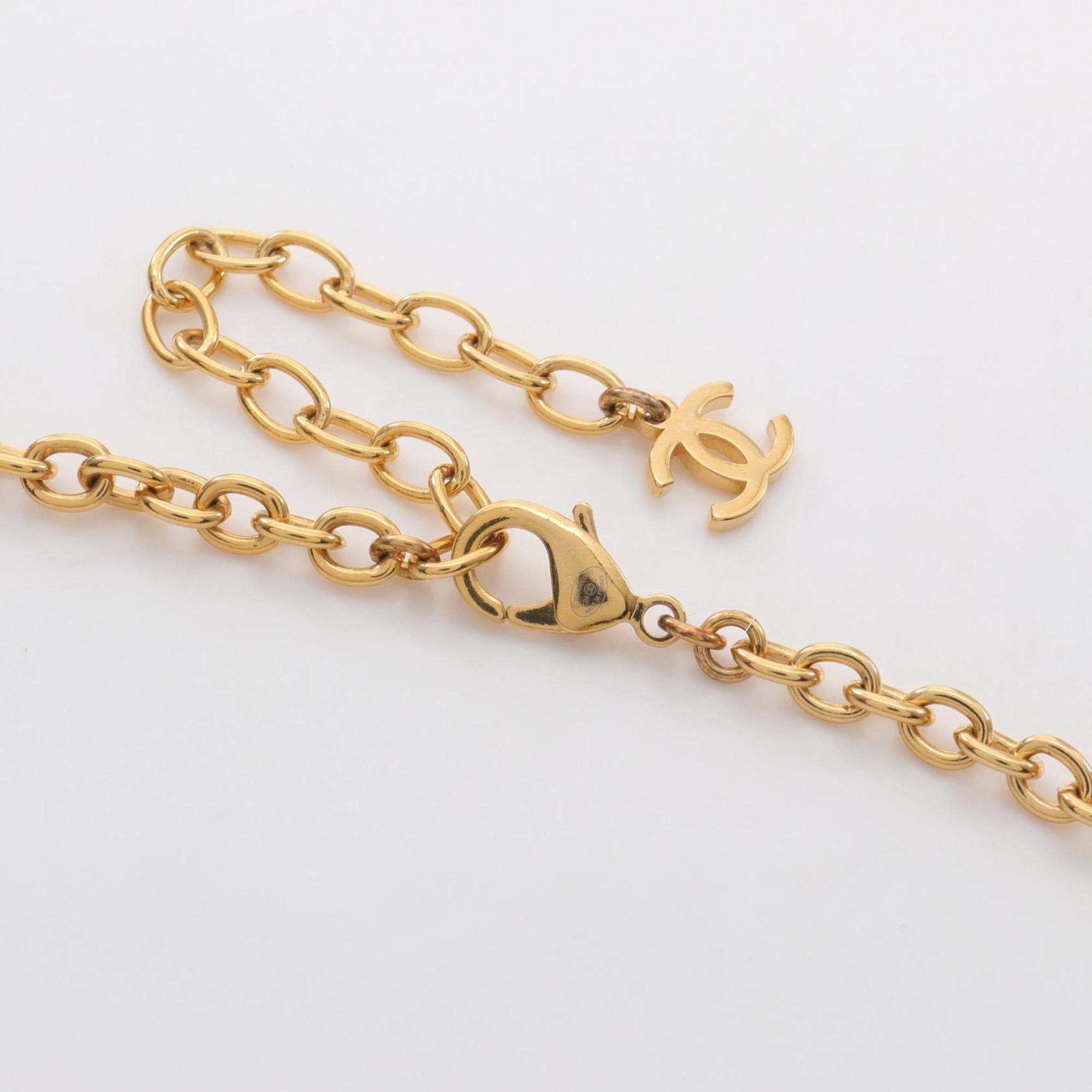 CC Logo Pendant Necklace Metal
