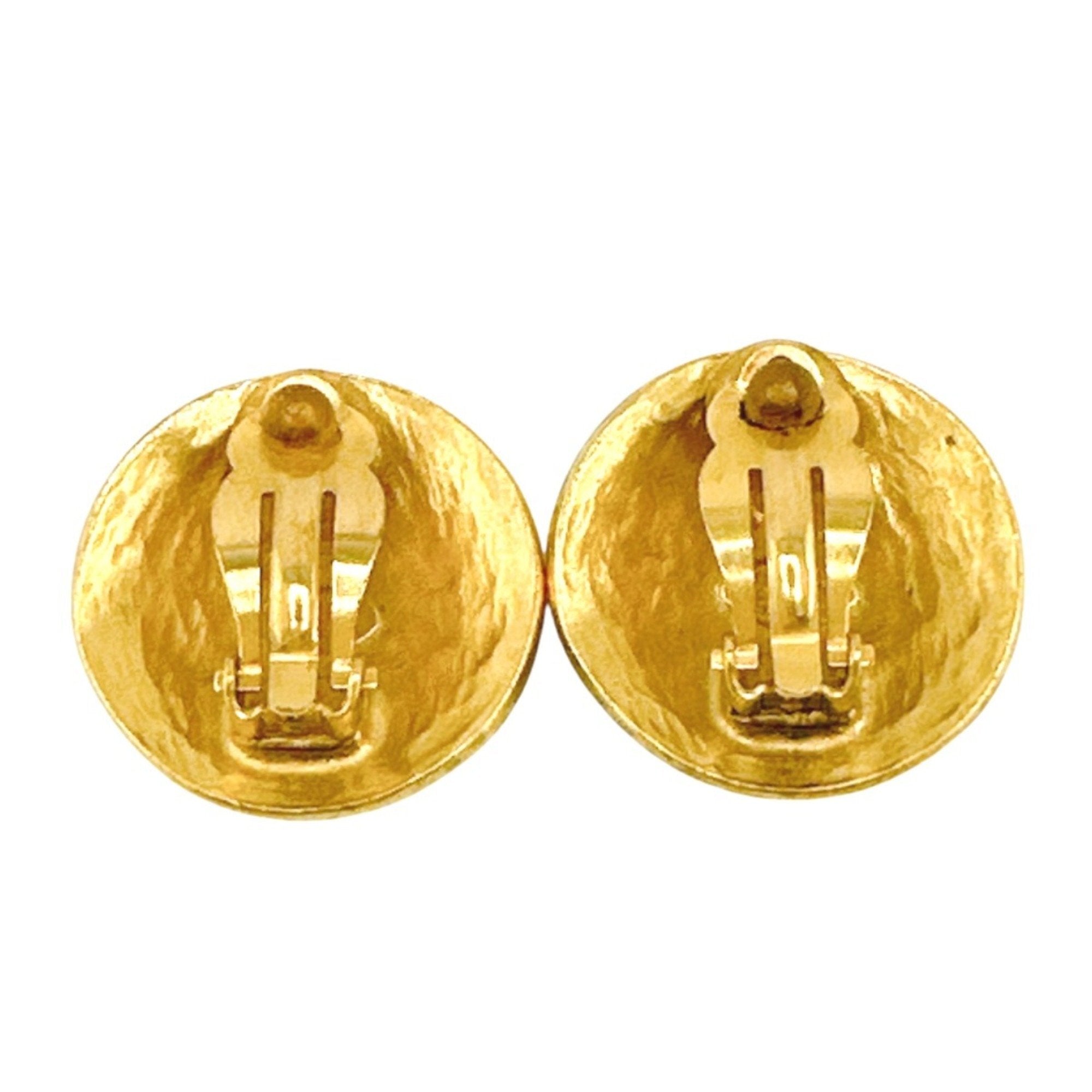 CC Logo Clip-On Earrings Metal Gold-Tone Metal