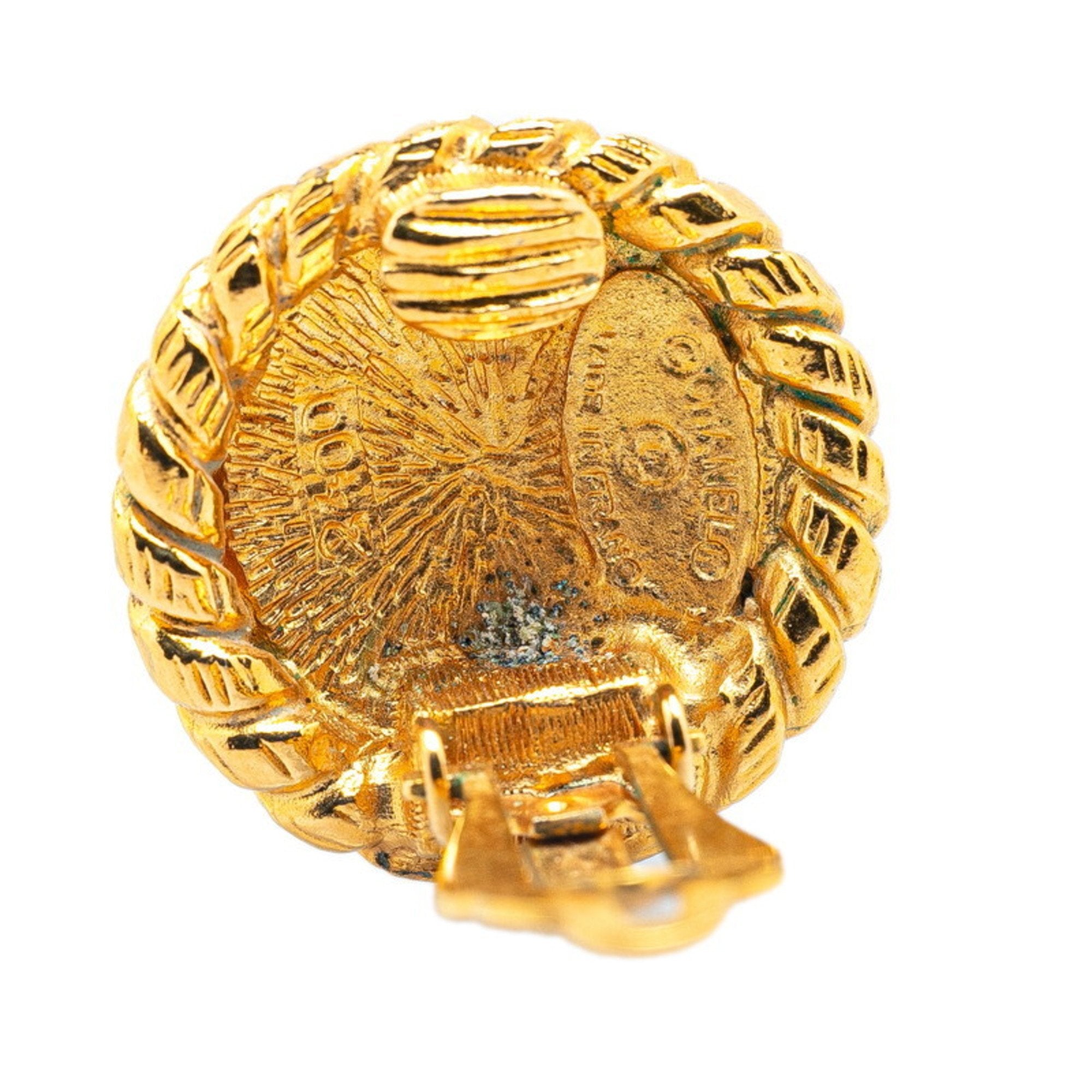 CC Logo Round Clip-On Earrings Metal Gold-Tone Metal