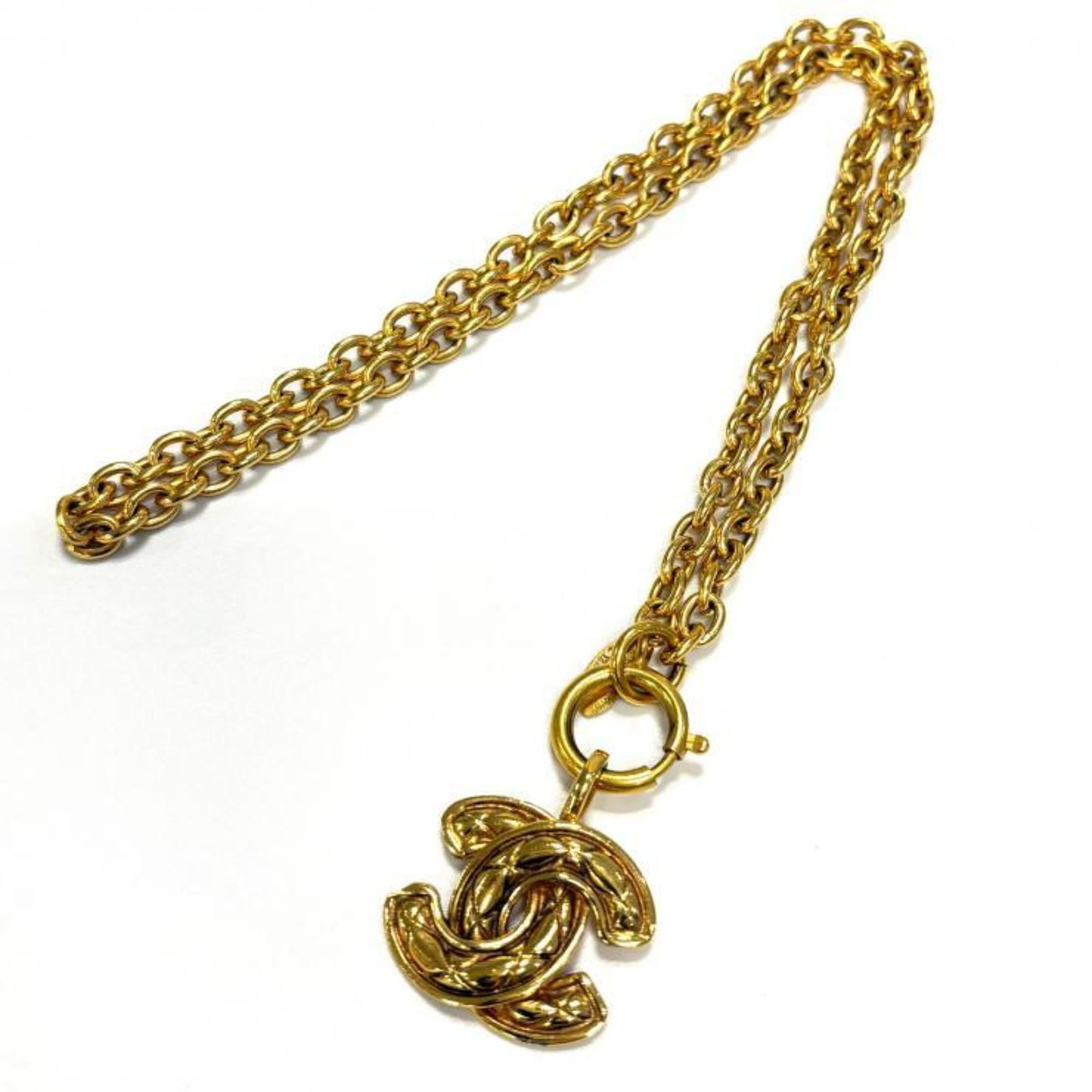 CC Logo Pendant Necklace Metal