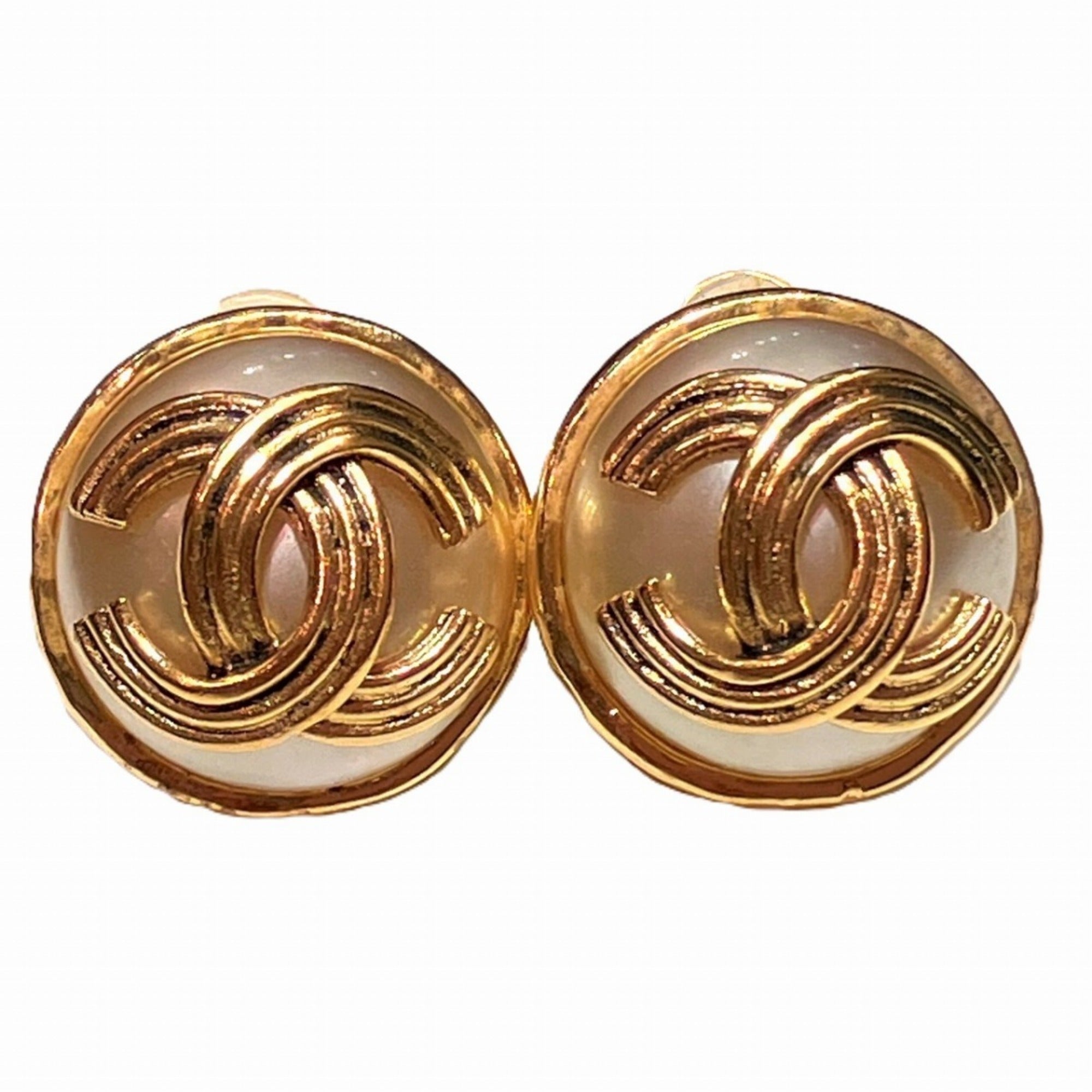 Pearl Clip-On Earrings Artificial Pearl and Metal