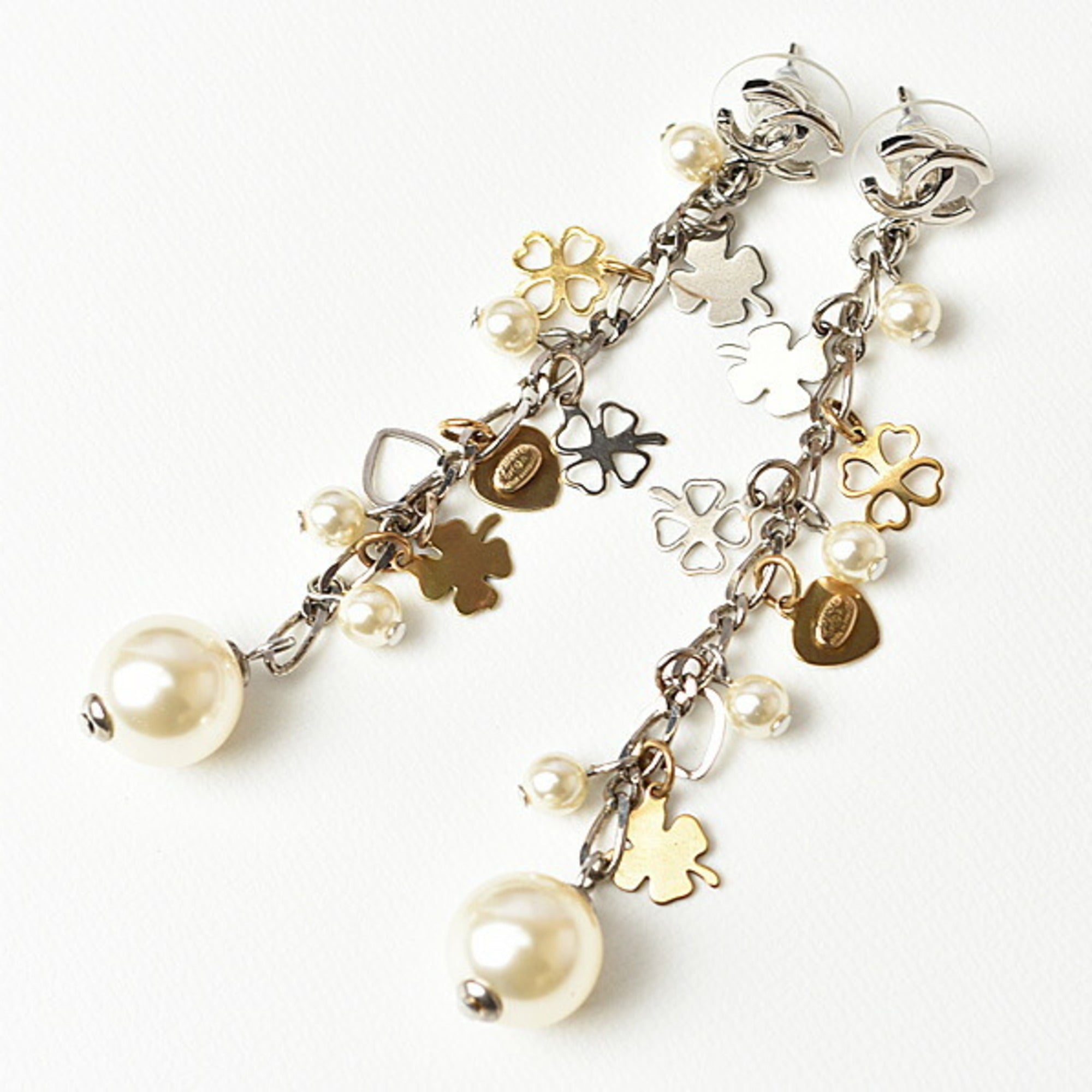 Pearl Earrings Metal and Artificial Pearl
