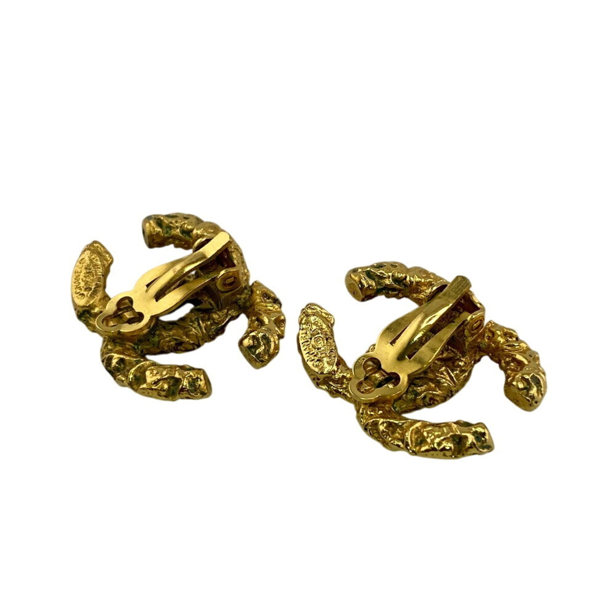 CC Logo Clip-On Earrings Metal Gold-Tone Metal