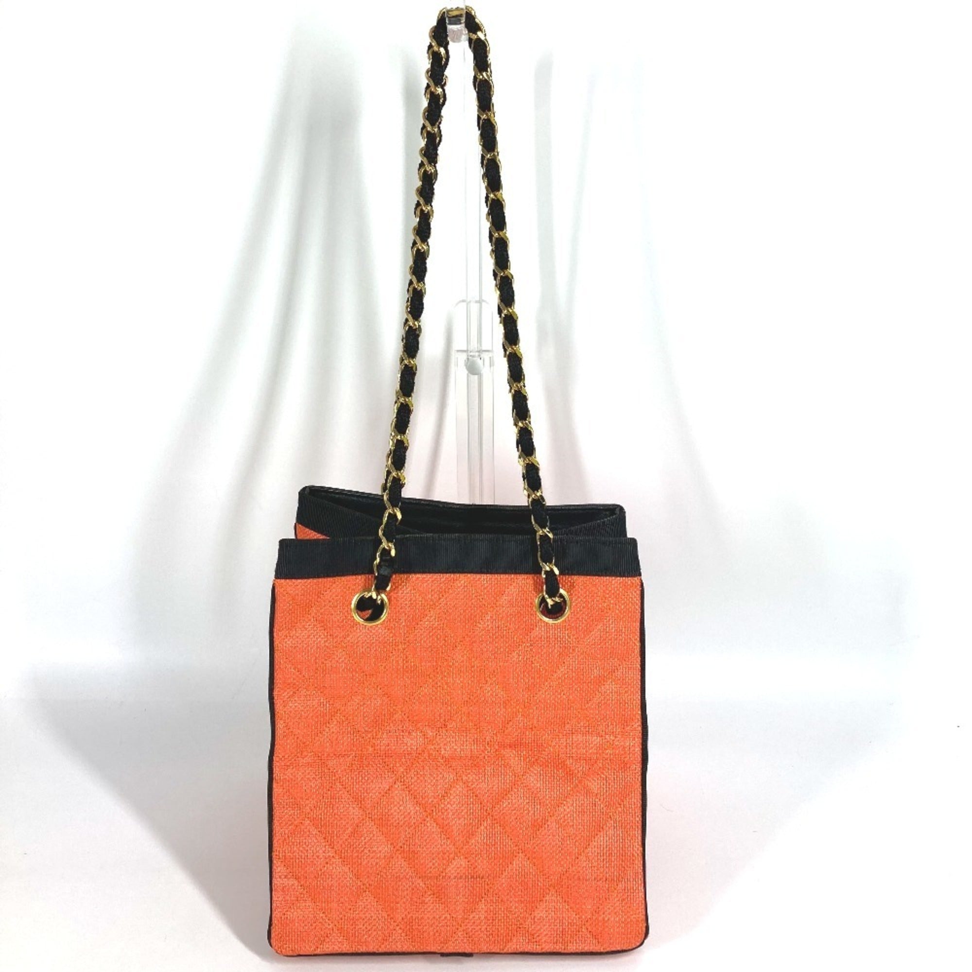 Vintage Chain Tote Quilted Caviar Medium