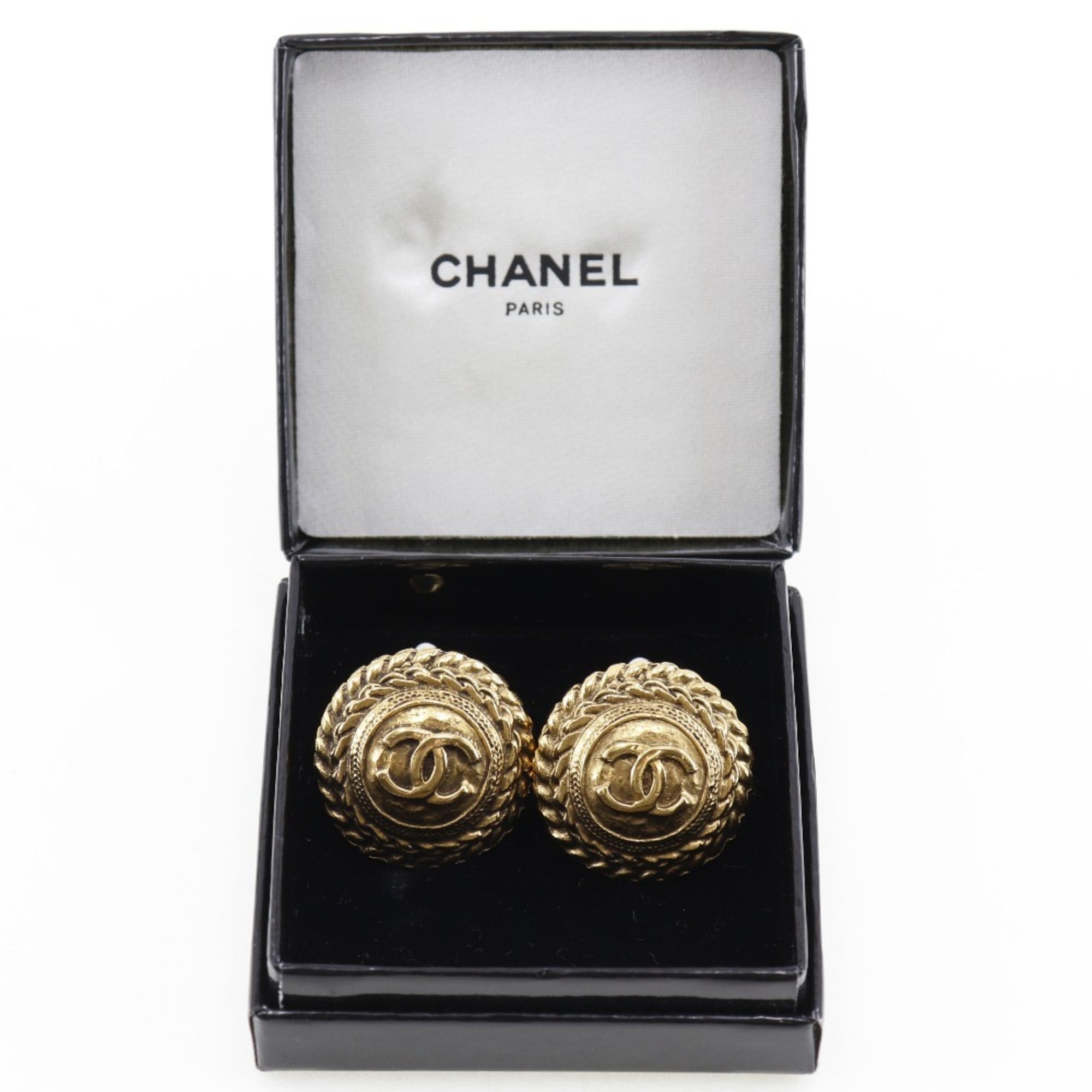 CC Logo Clip-On Earrings Metal Gold-Tone Metal