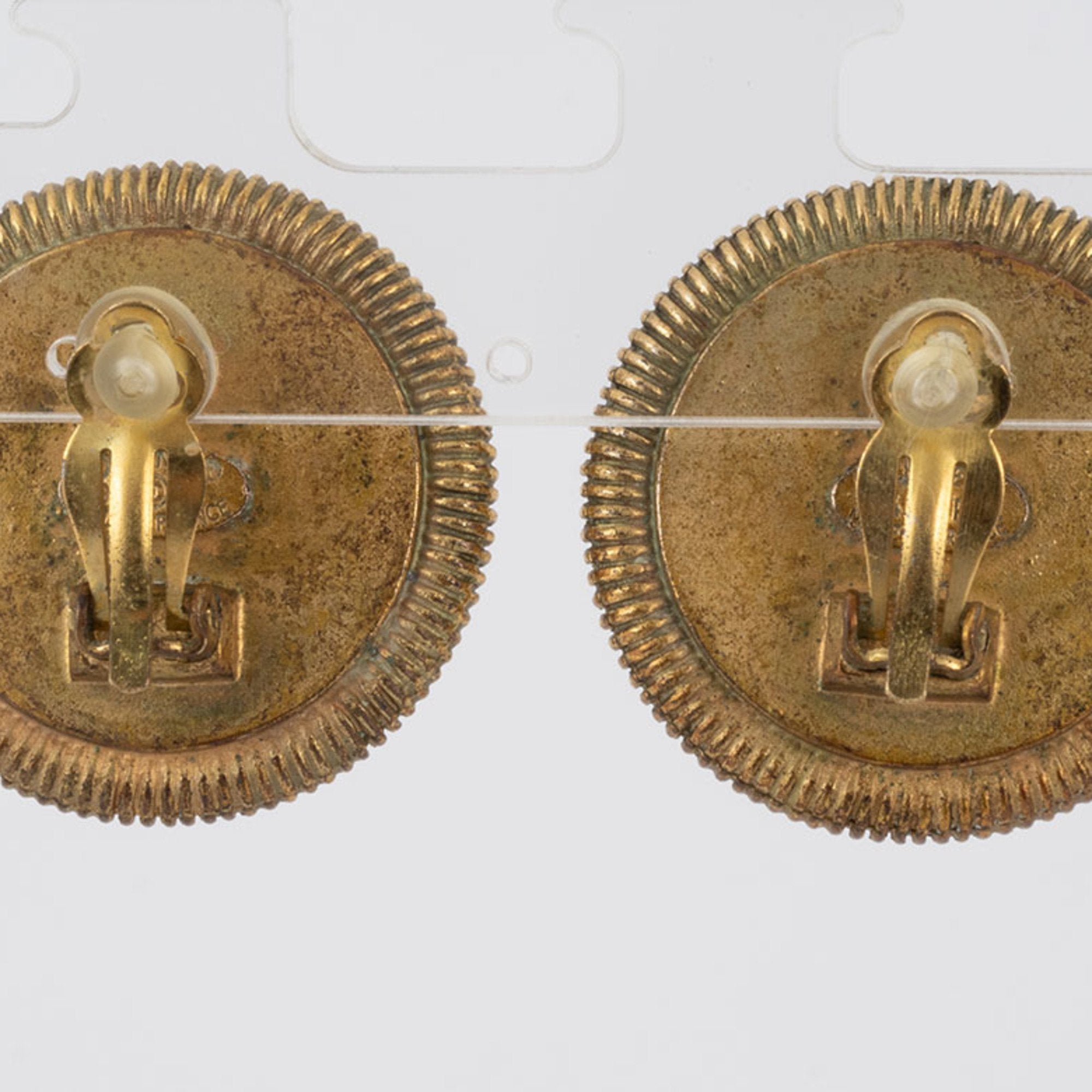 Clip-On Earrings Shell