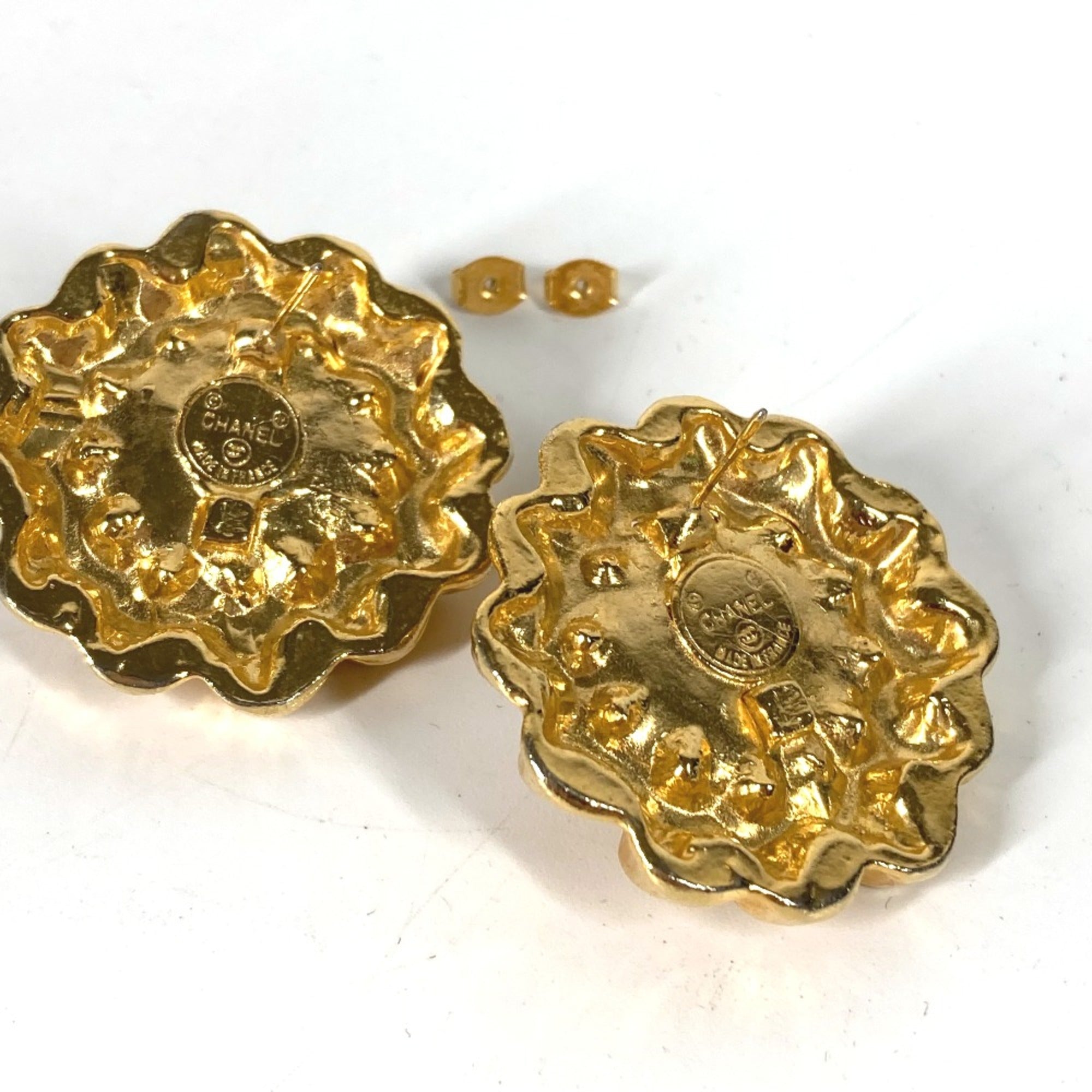 Vintage Earrings Gold-Tone Metal