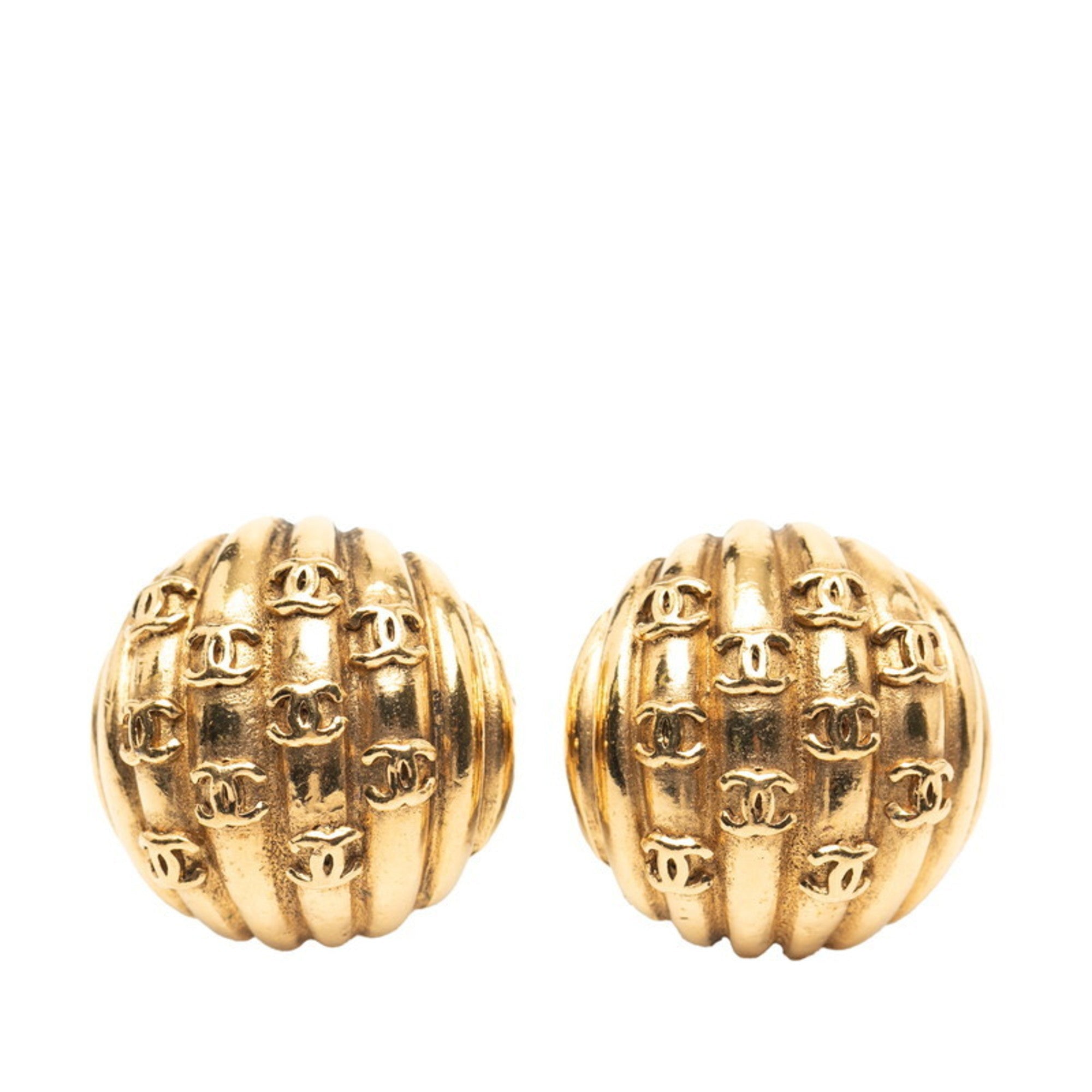 CC Logo Clip-On Earrings Metal Gold-Tone Metal