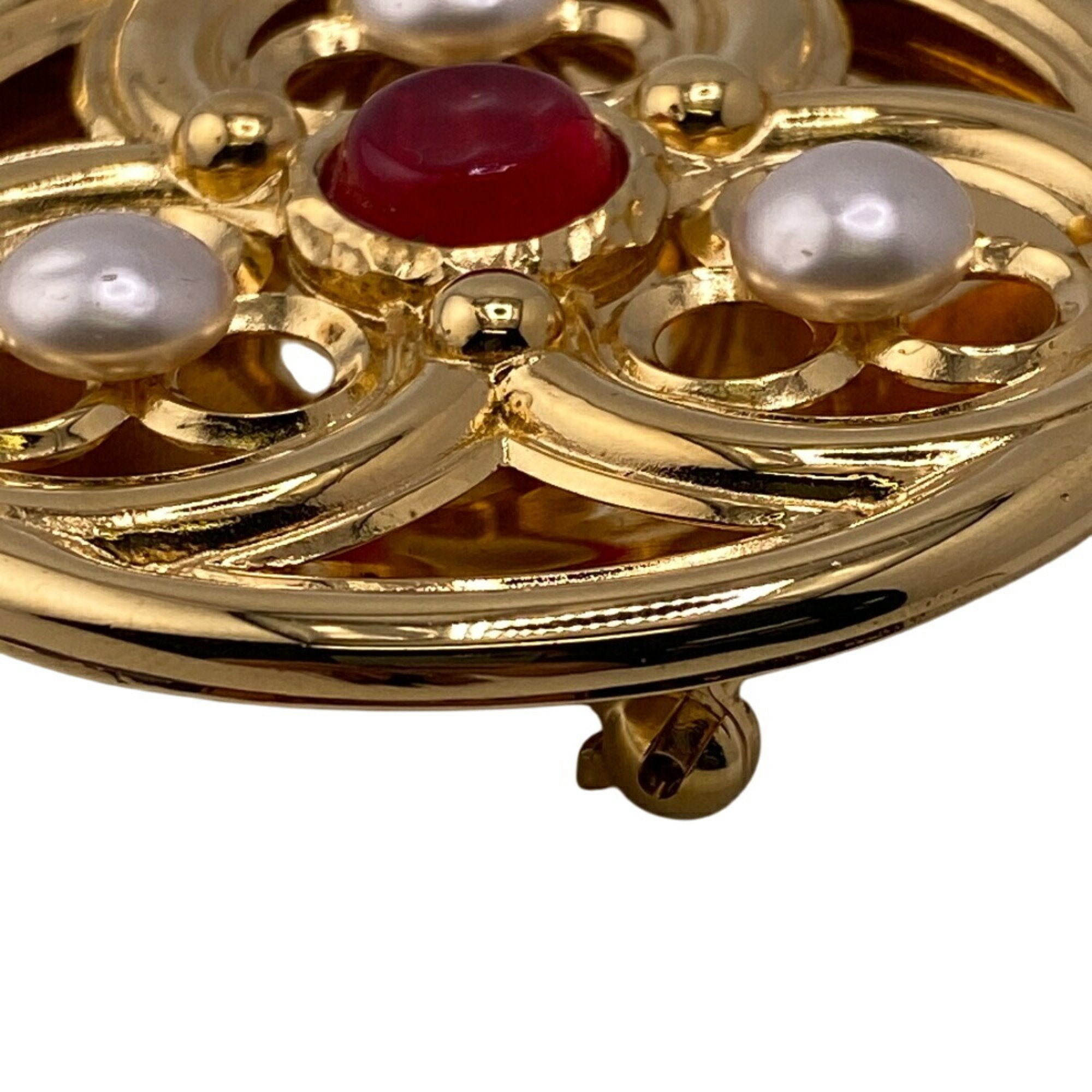 Brooch Gold with Artificial Pearl