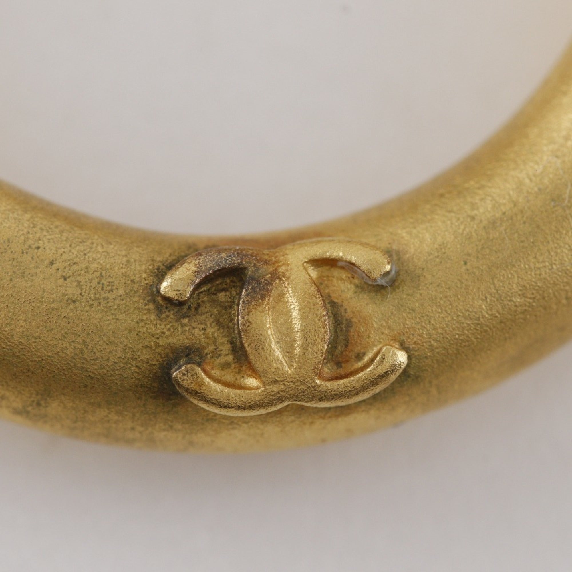 Vintage Clip-On Earrings Hoop Clip-On Gold-Tone Metal