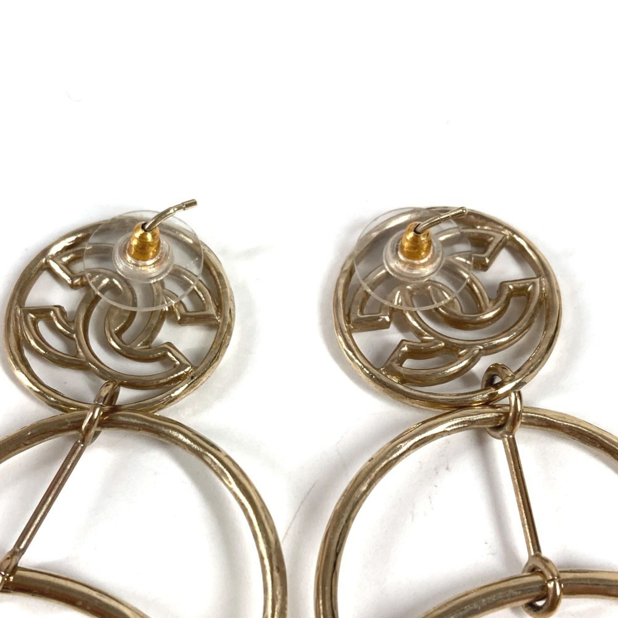CC Logo Circle Earrings Gold-Tone Metal Gold-Tone Metal