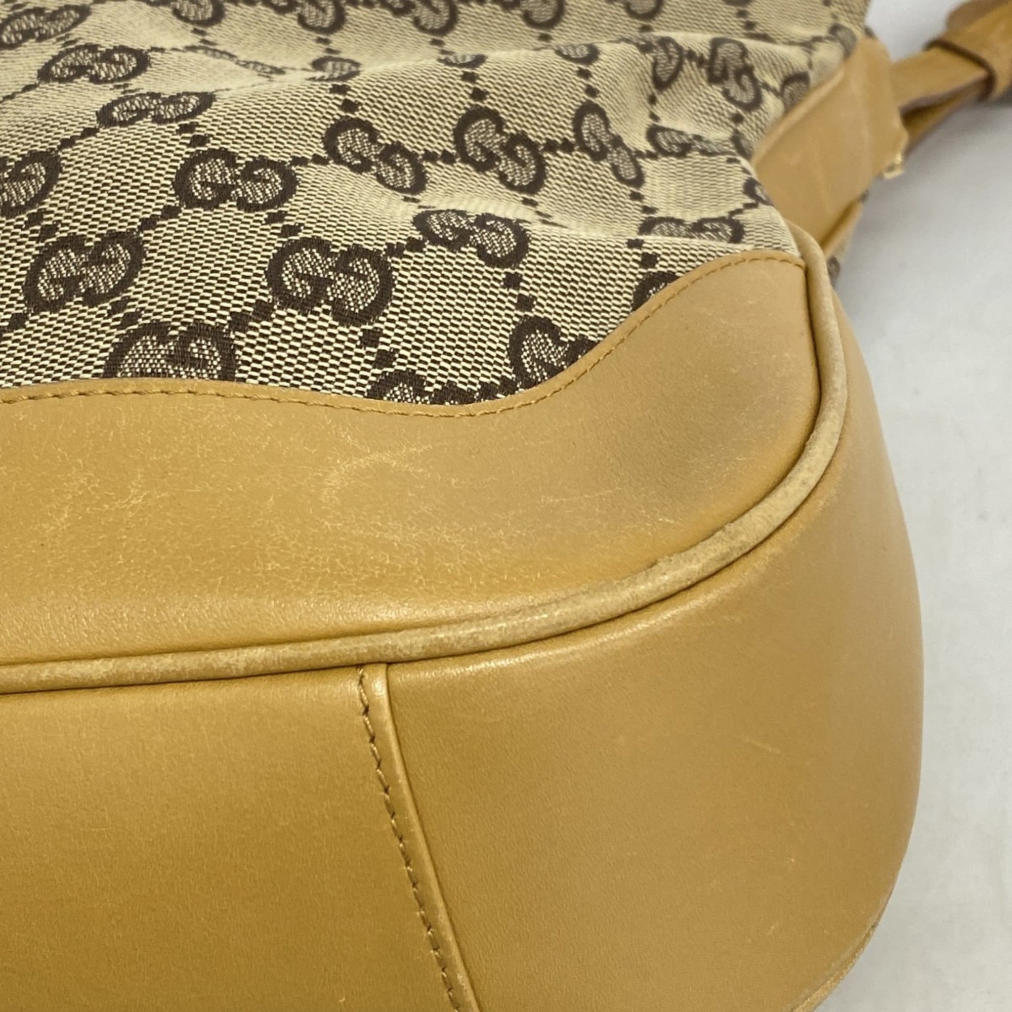 Diana Bamboo Shoulder Bag GG Canvas Medium