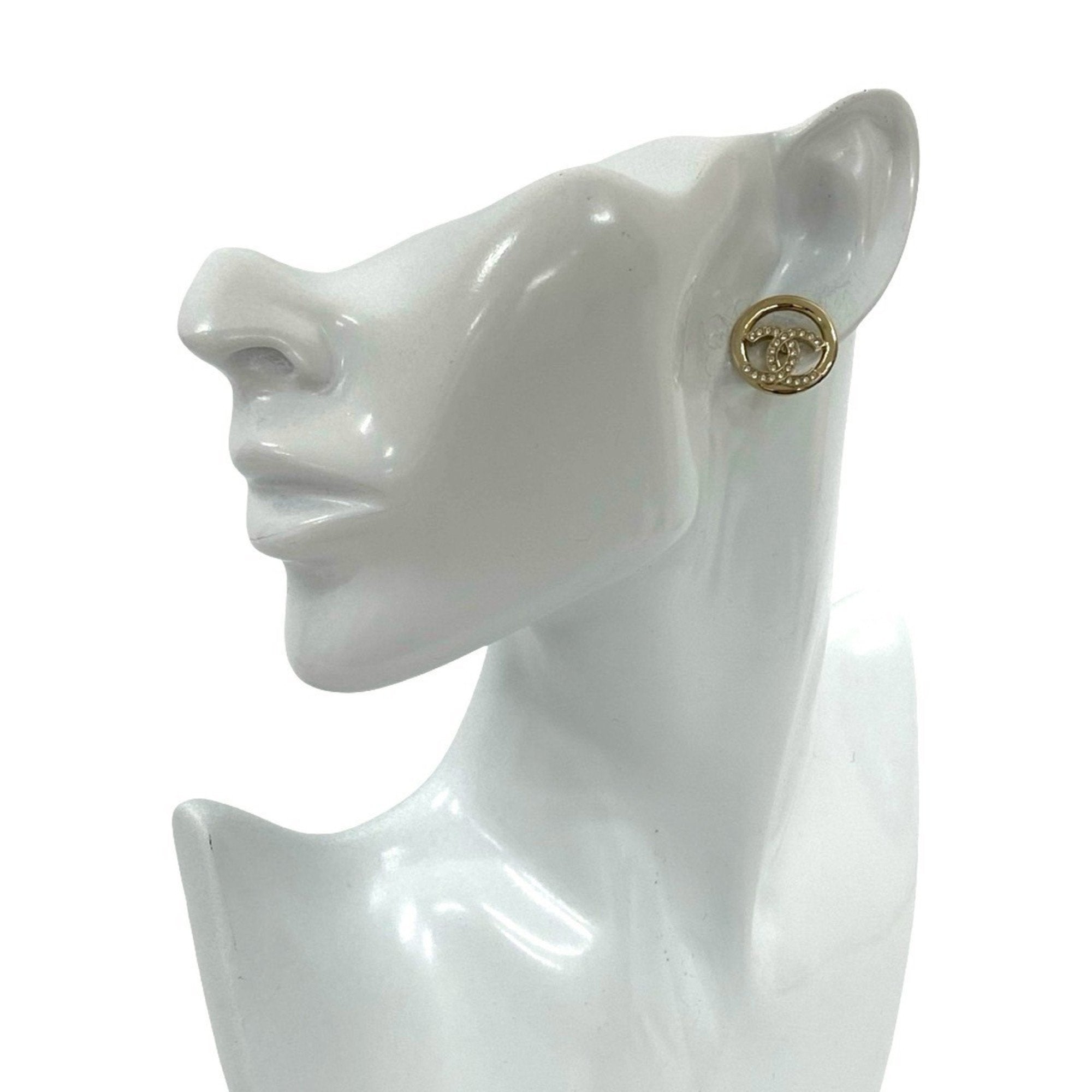 CC Logo Earrings Metal Gold-Tone Metal