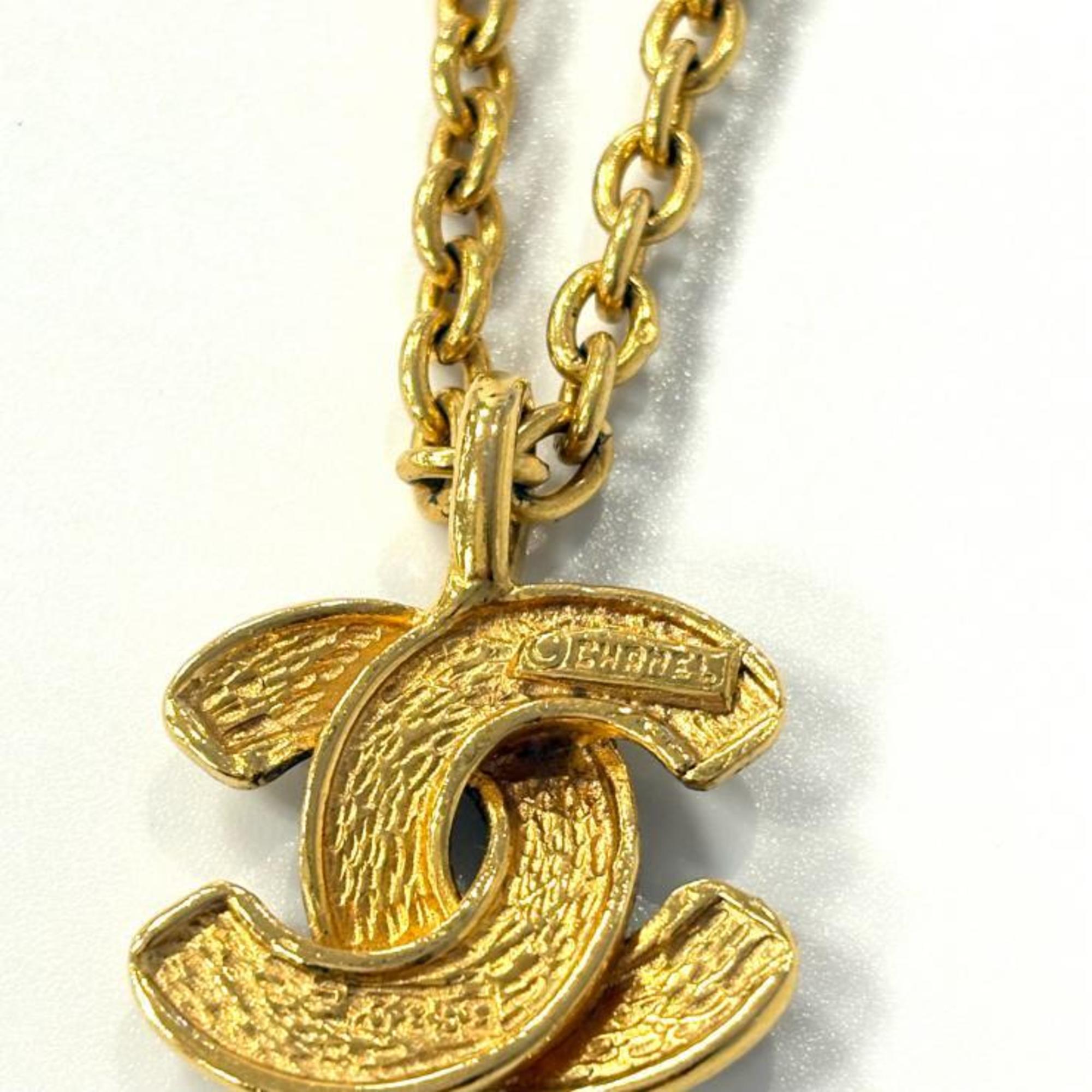 CC Logo Pendant Necklace Metal
