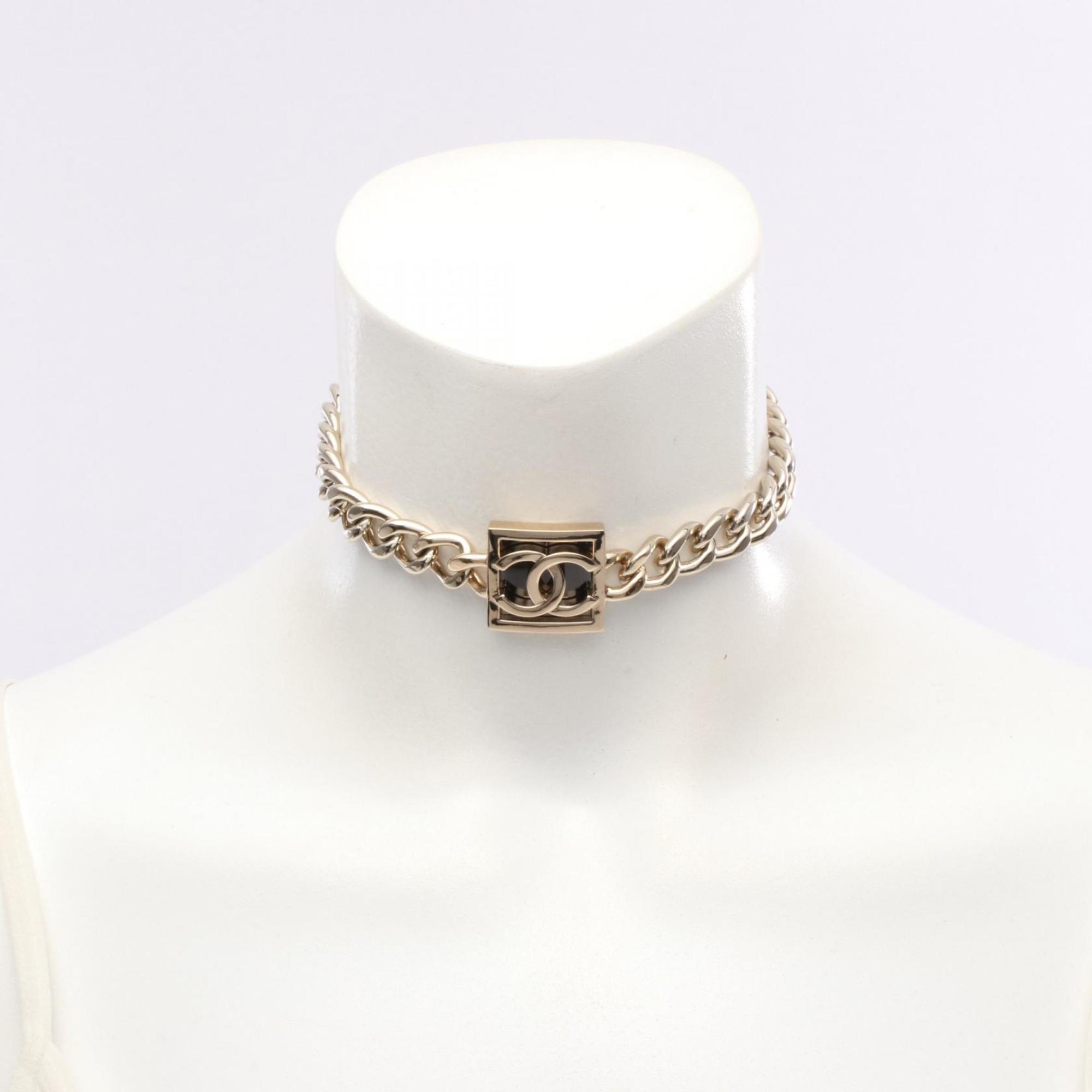 CC Logo Earrings Metal