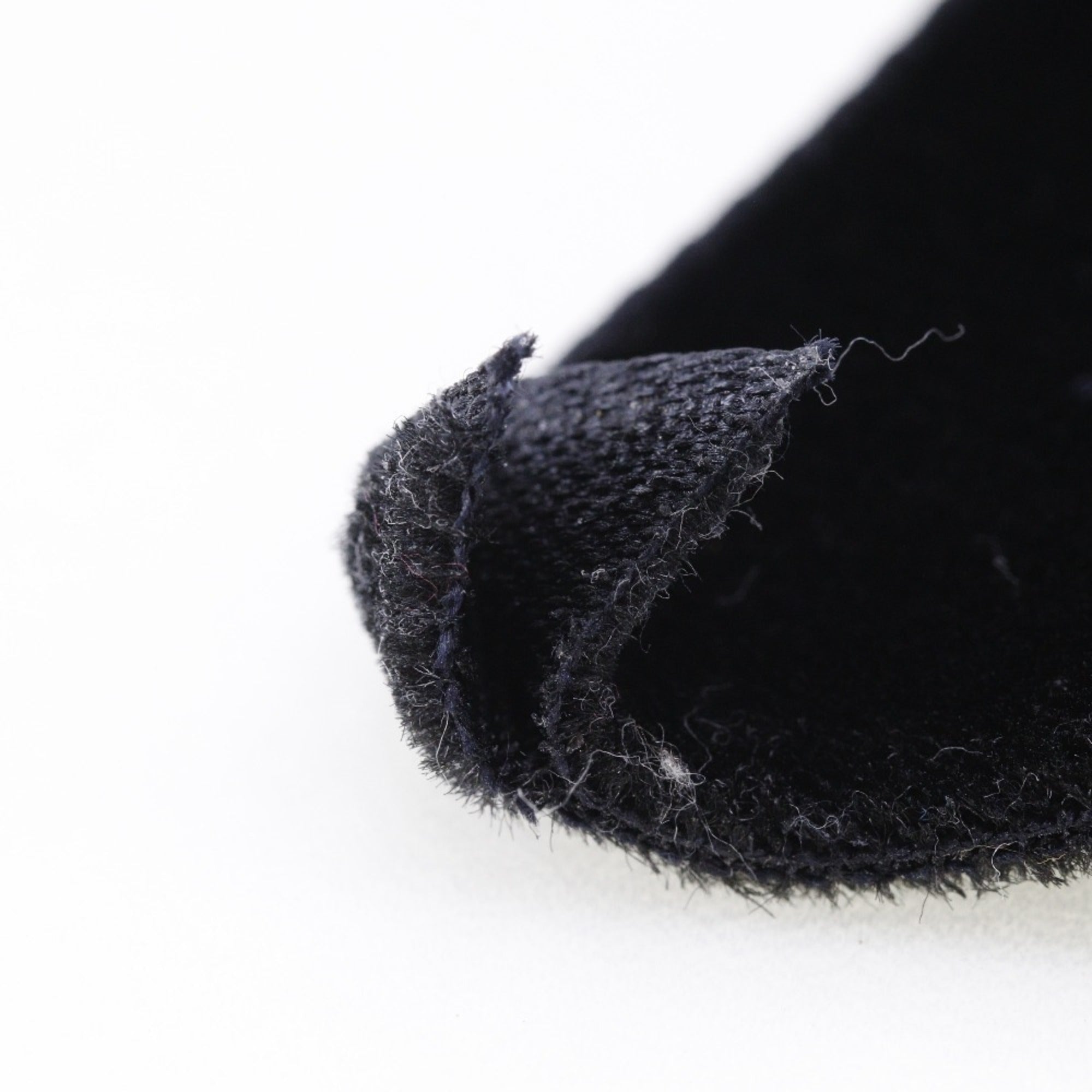 Ribbon Brooch Black