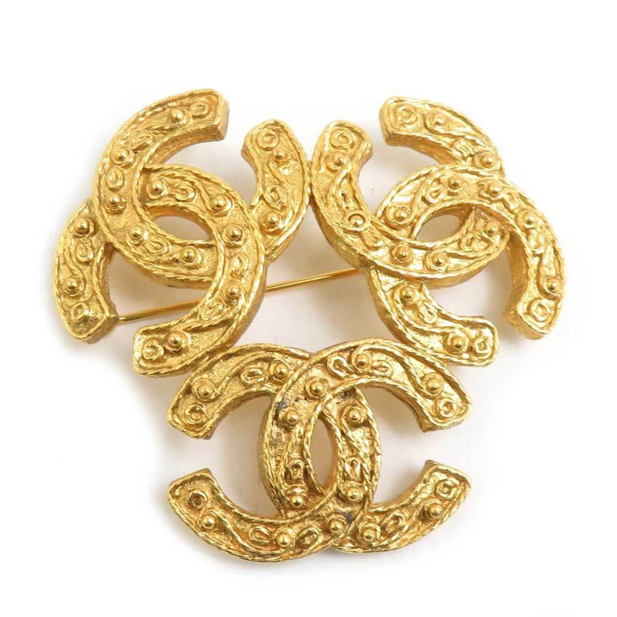 CC Logo Brooch Gold-Tone Metal