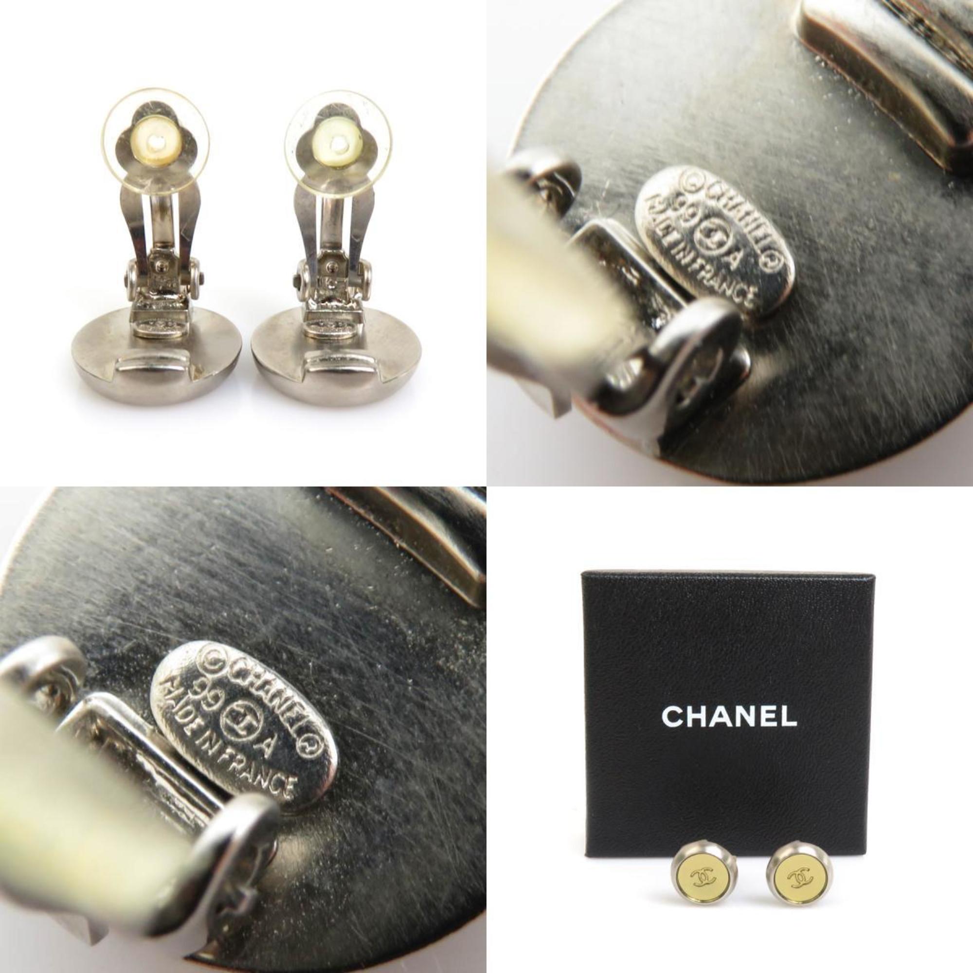 CC Logo Clip-On Earrings Gold-Tone Metal Gold-Tone Metal