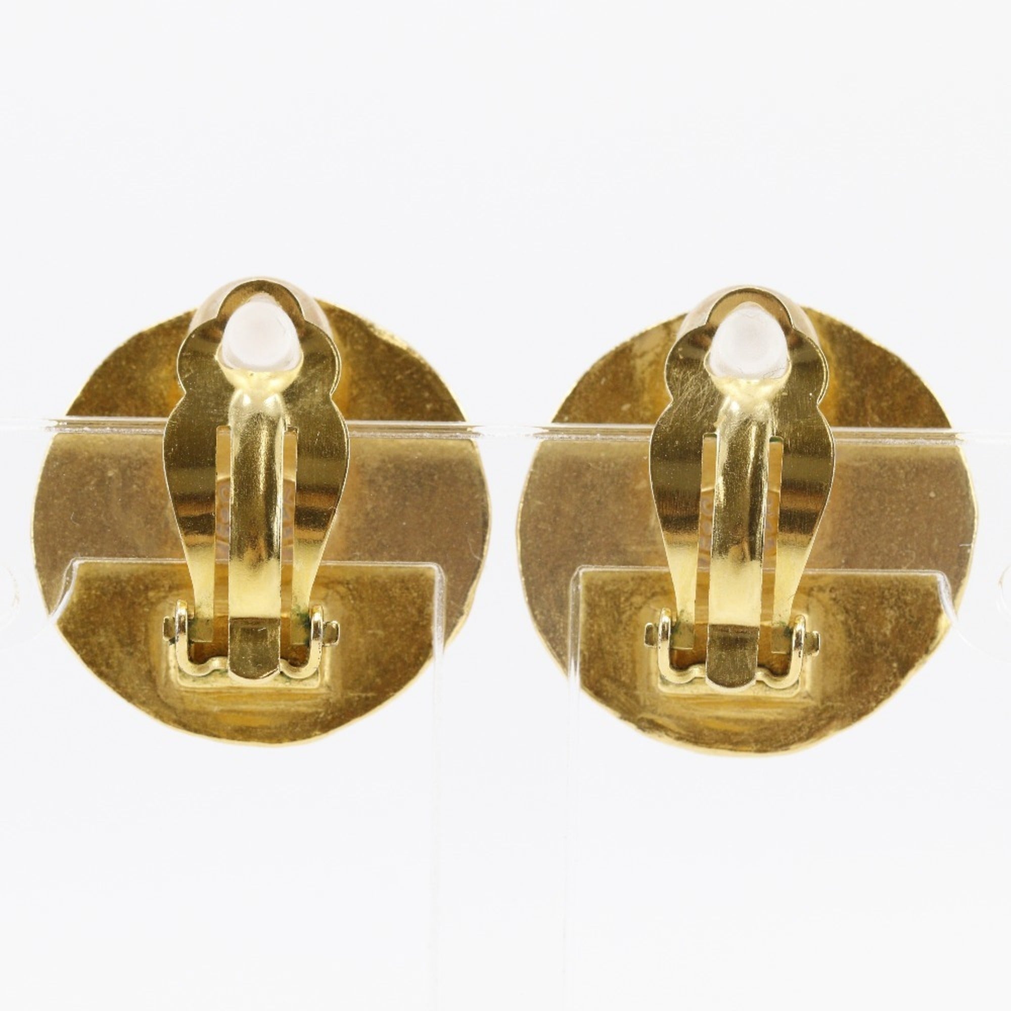 CC Logo Clip-On Earrings Metal Gold-Tone Metal