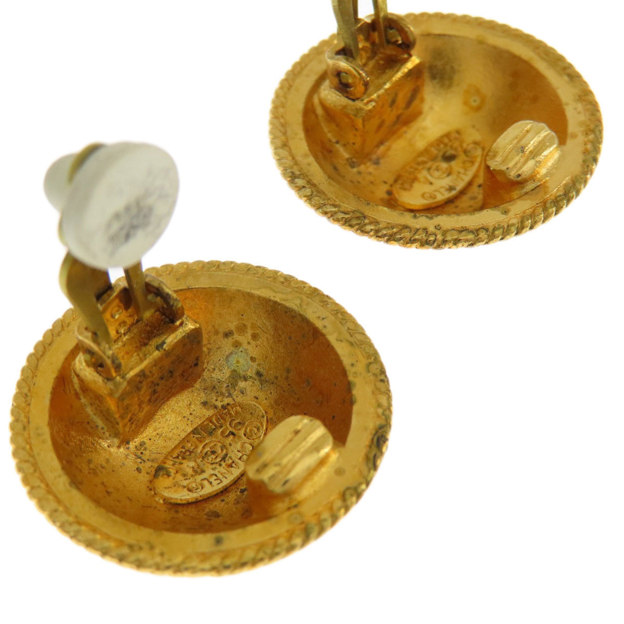 CC Logo Clip-On Earrings Gold-Tone Metal Gold-Tone Metal
