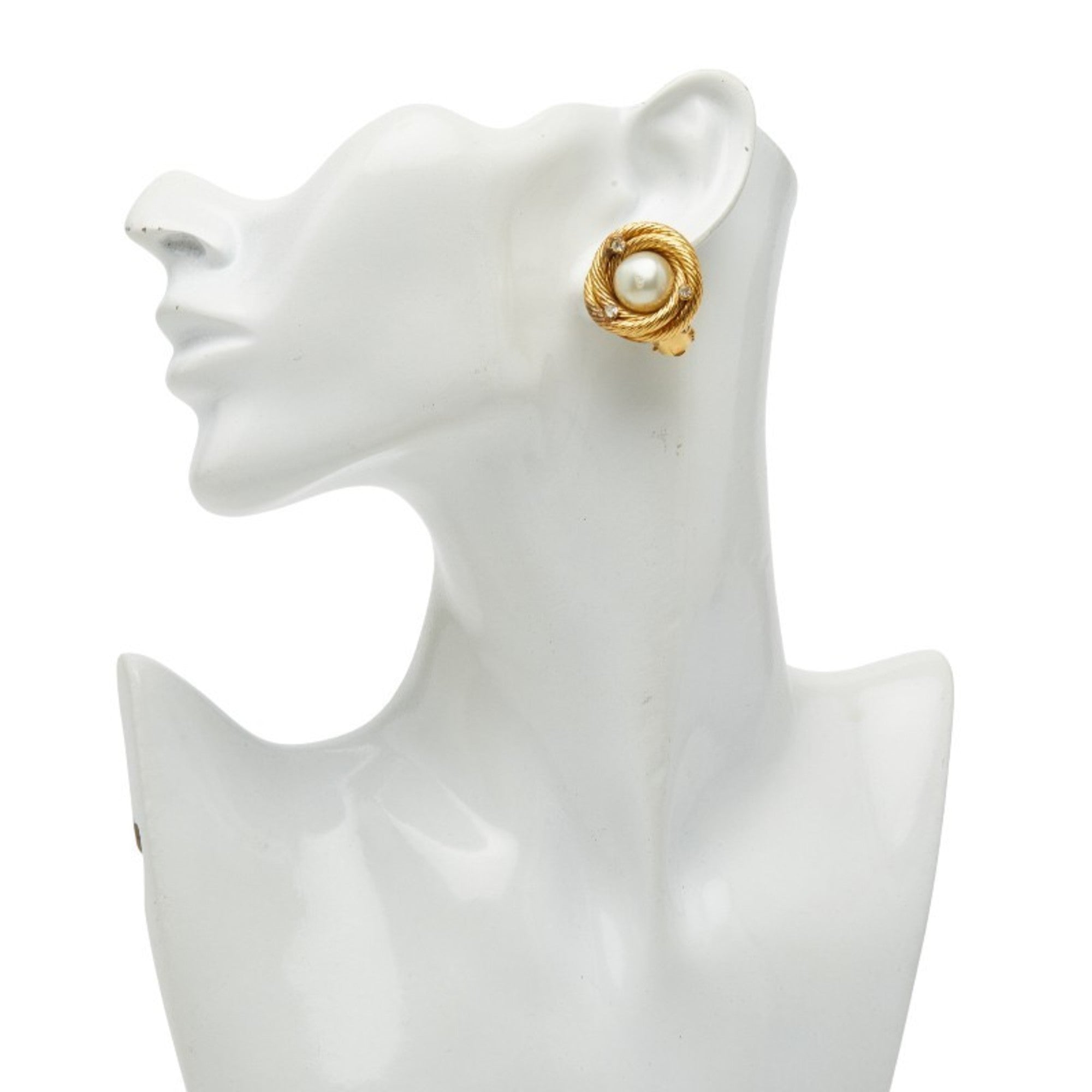 Clip-On Earrings Pearl Clip-On Gold-Tone Metal