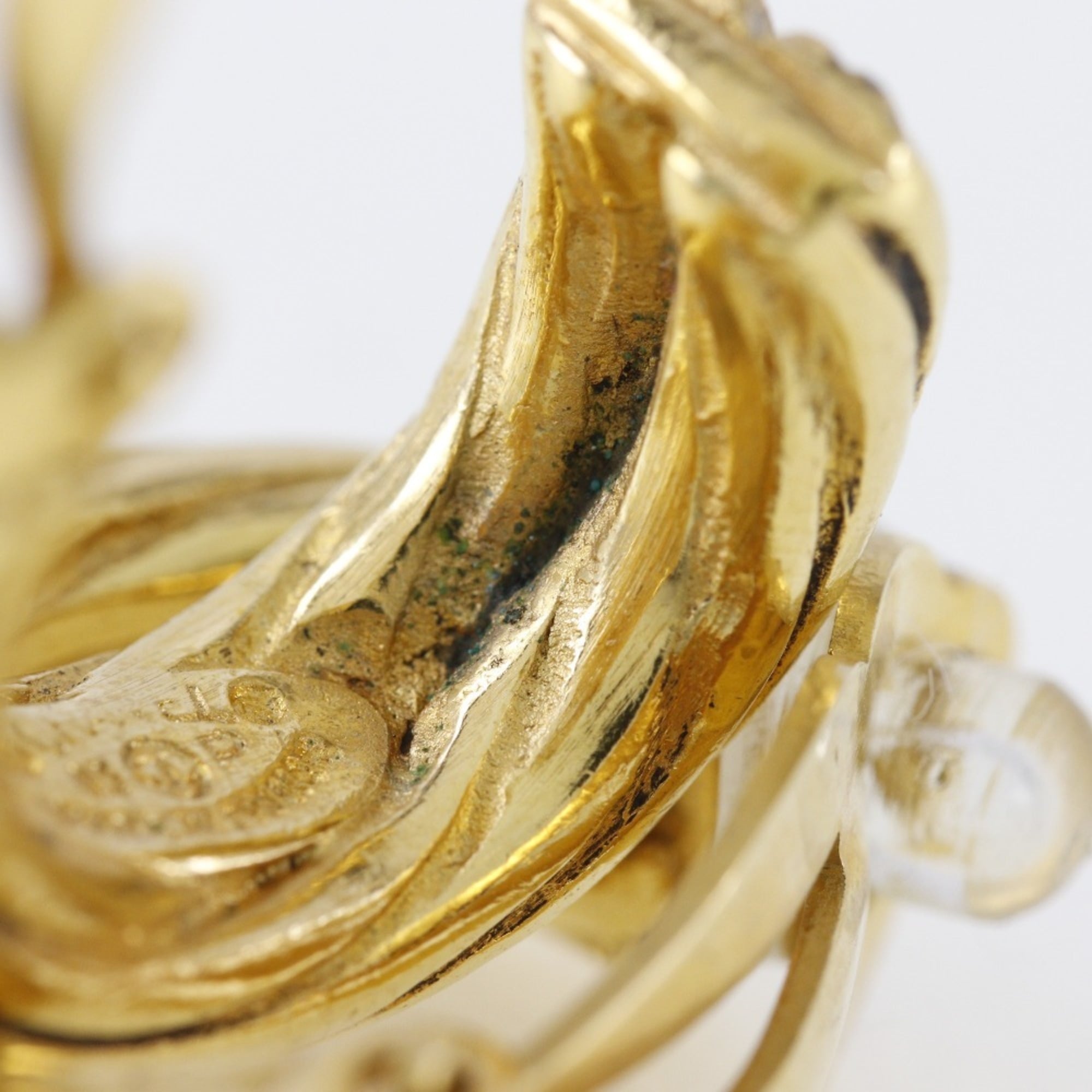 Clip-On Earrings Clip-On Gold-Tone Metal
