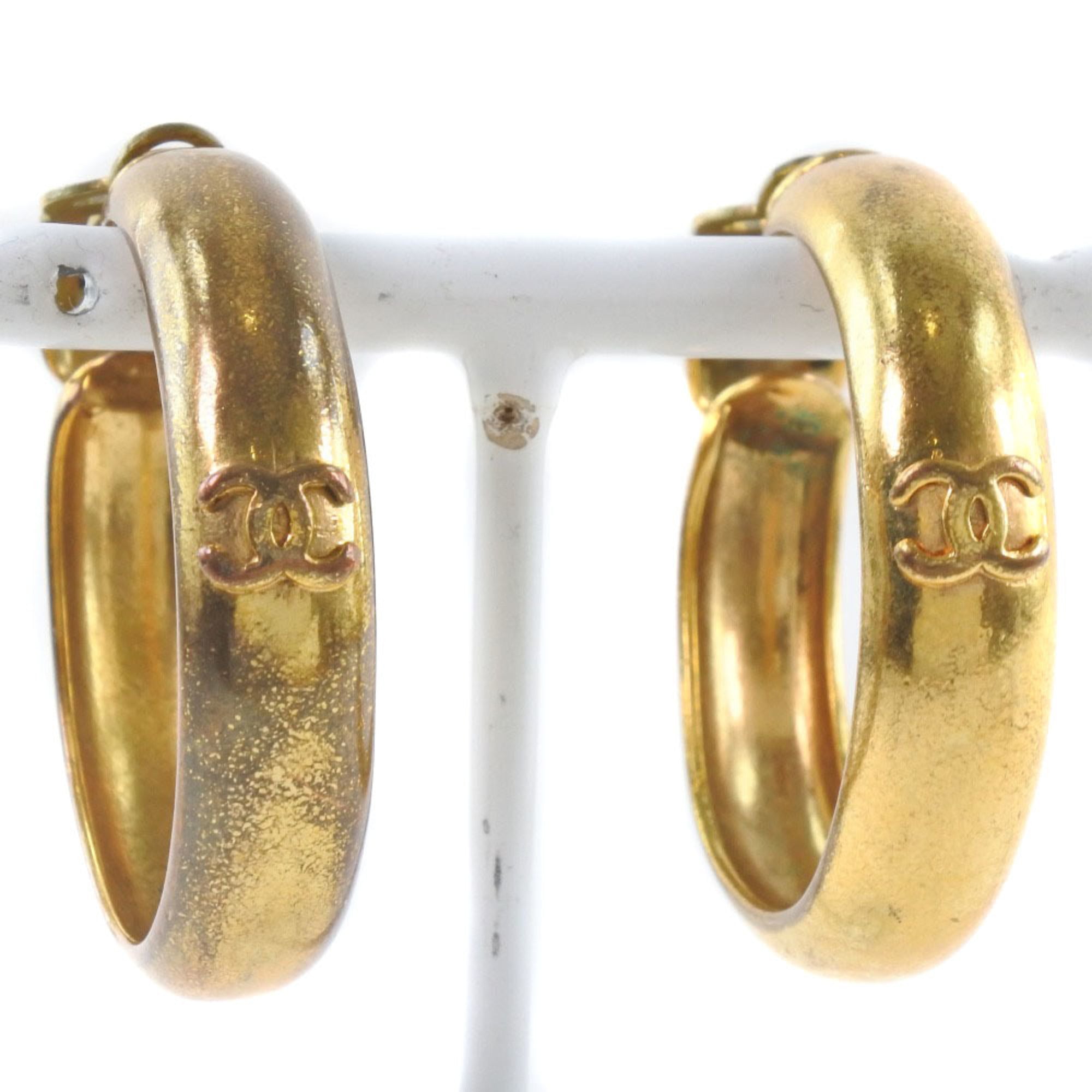 CC Logo Hoop Earrings Metal Gold-Tone Metal