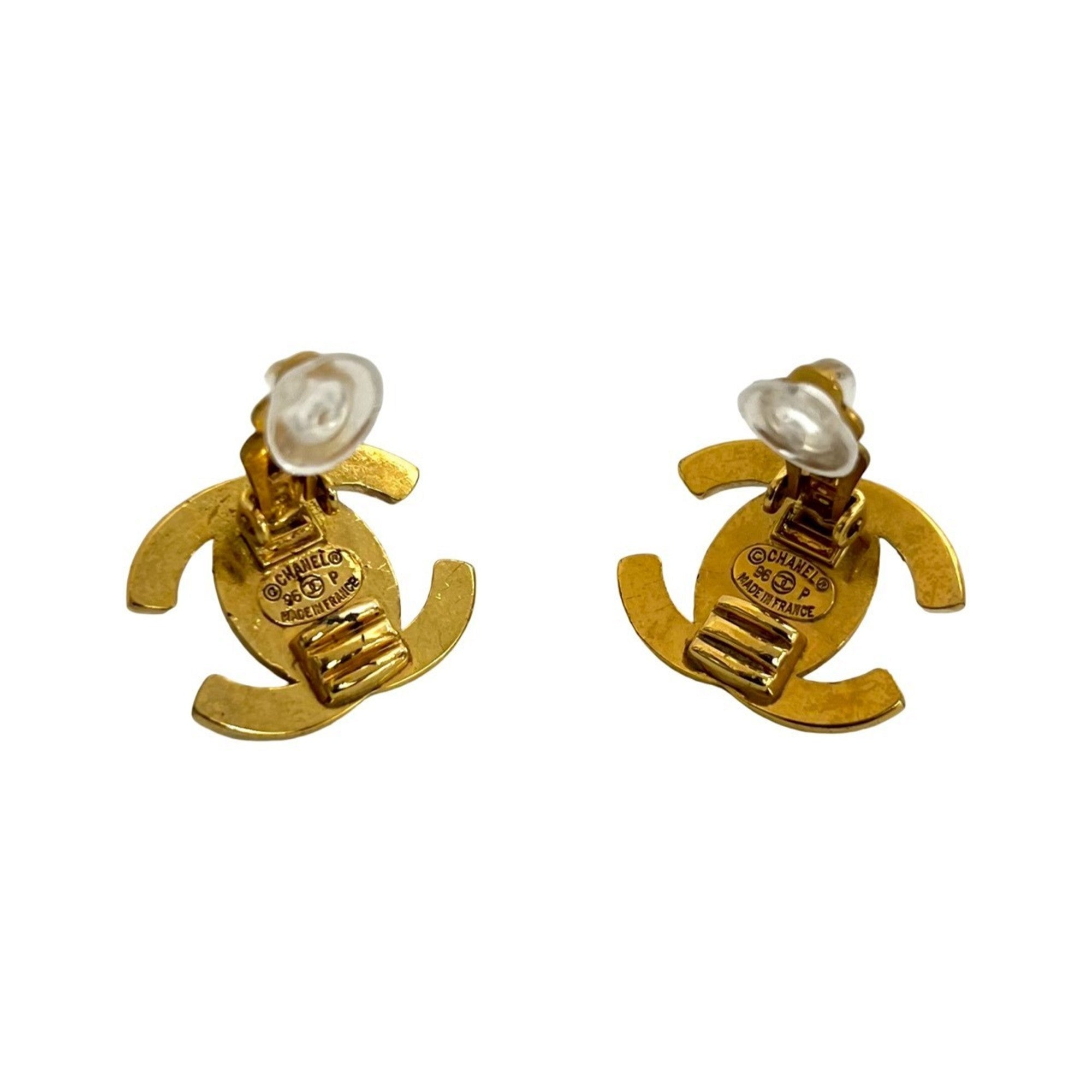 CC Logo Clip-On Earrings Metal Gold-Tone Metal